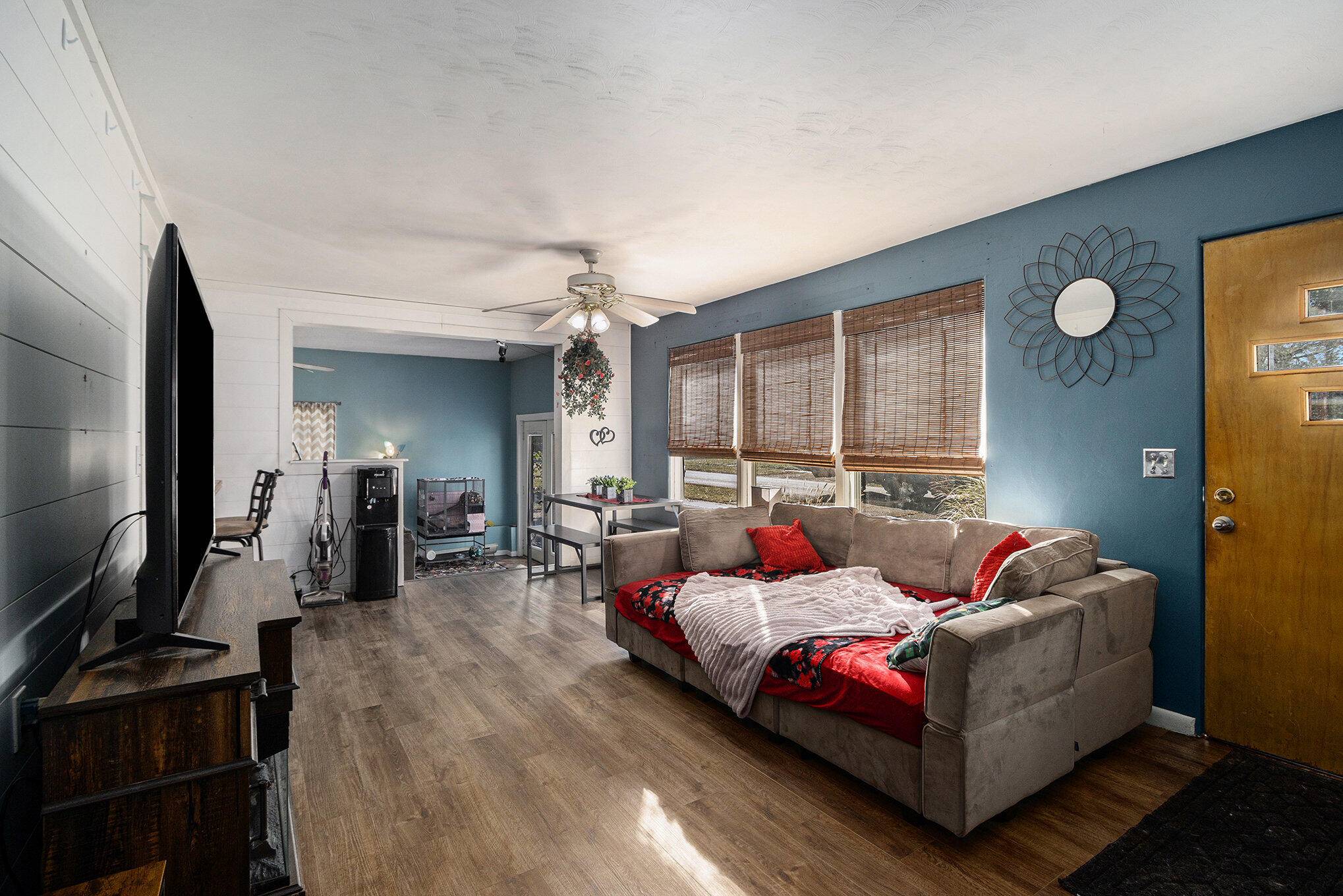 Hartford, MI 49057,103 Paras Hill DR