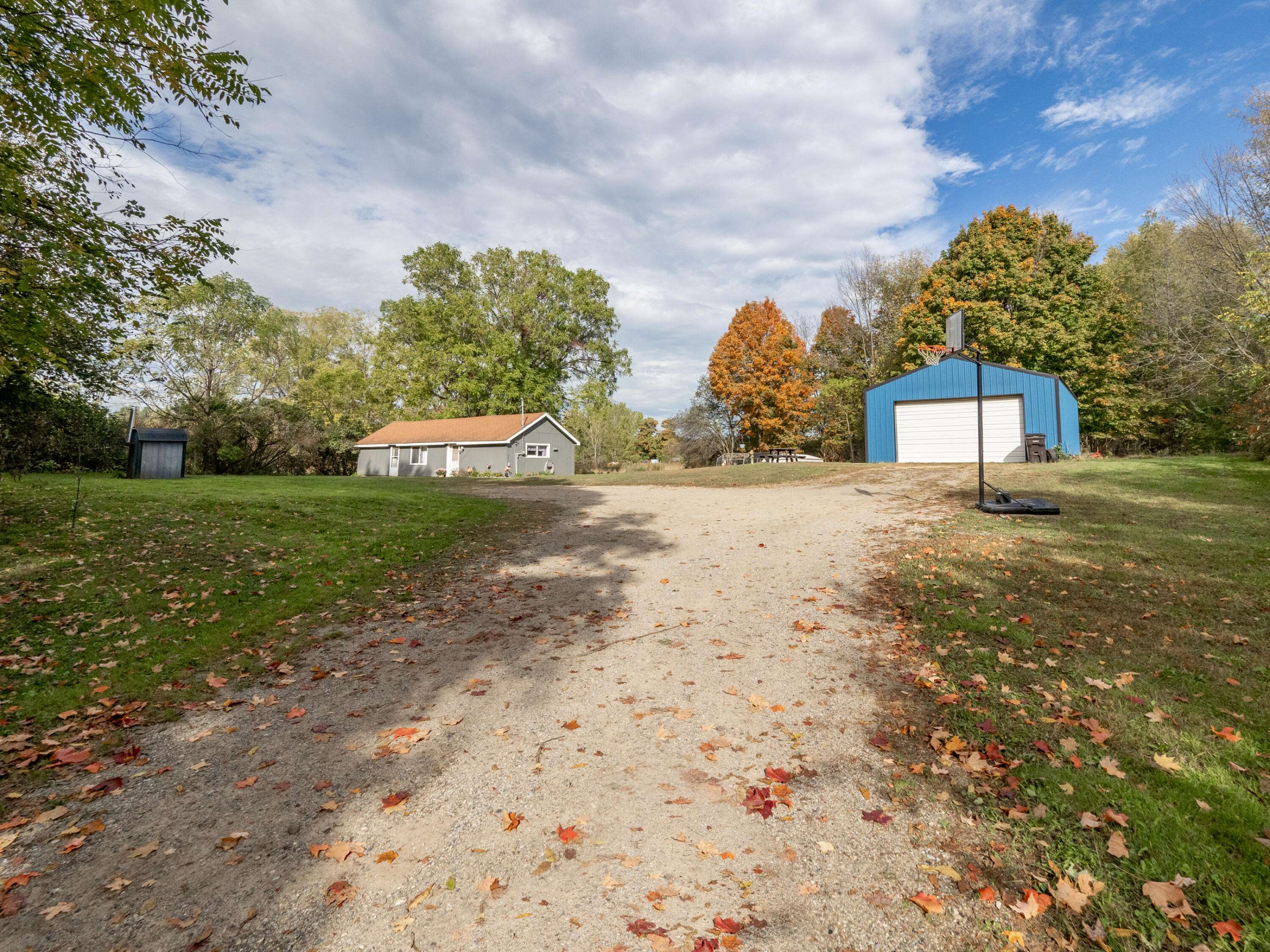 Shelbyville, MI 49344,381 124th AVE