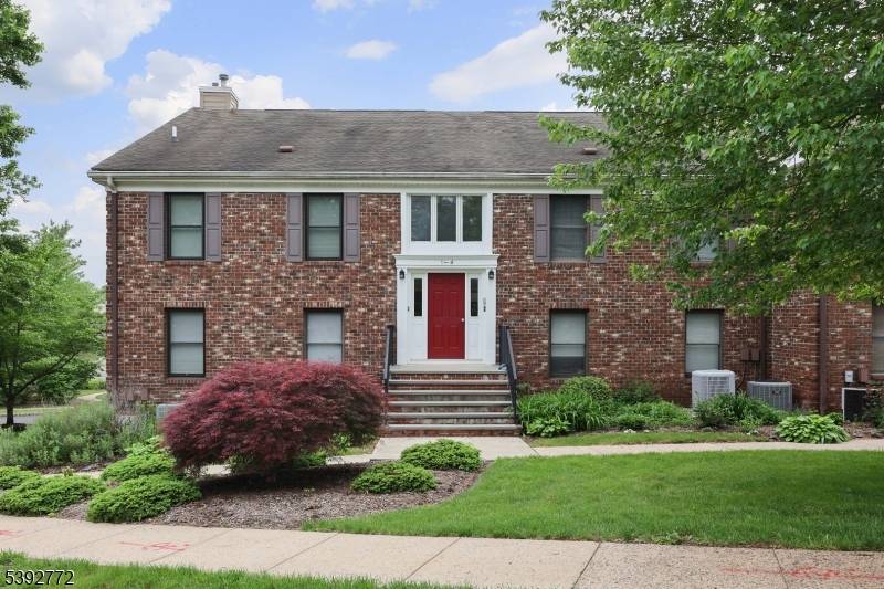 Long Hill Twp., NJ 07933,4 Sunrise Dr