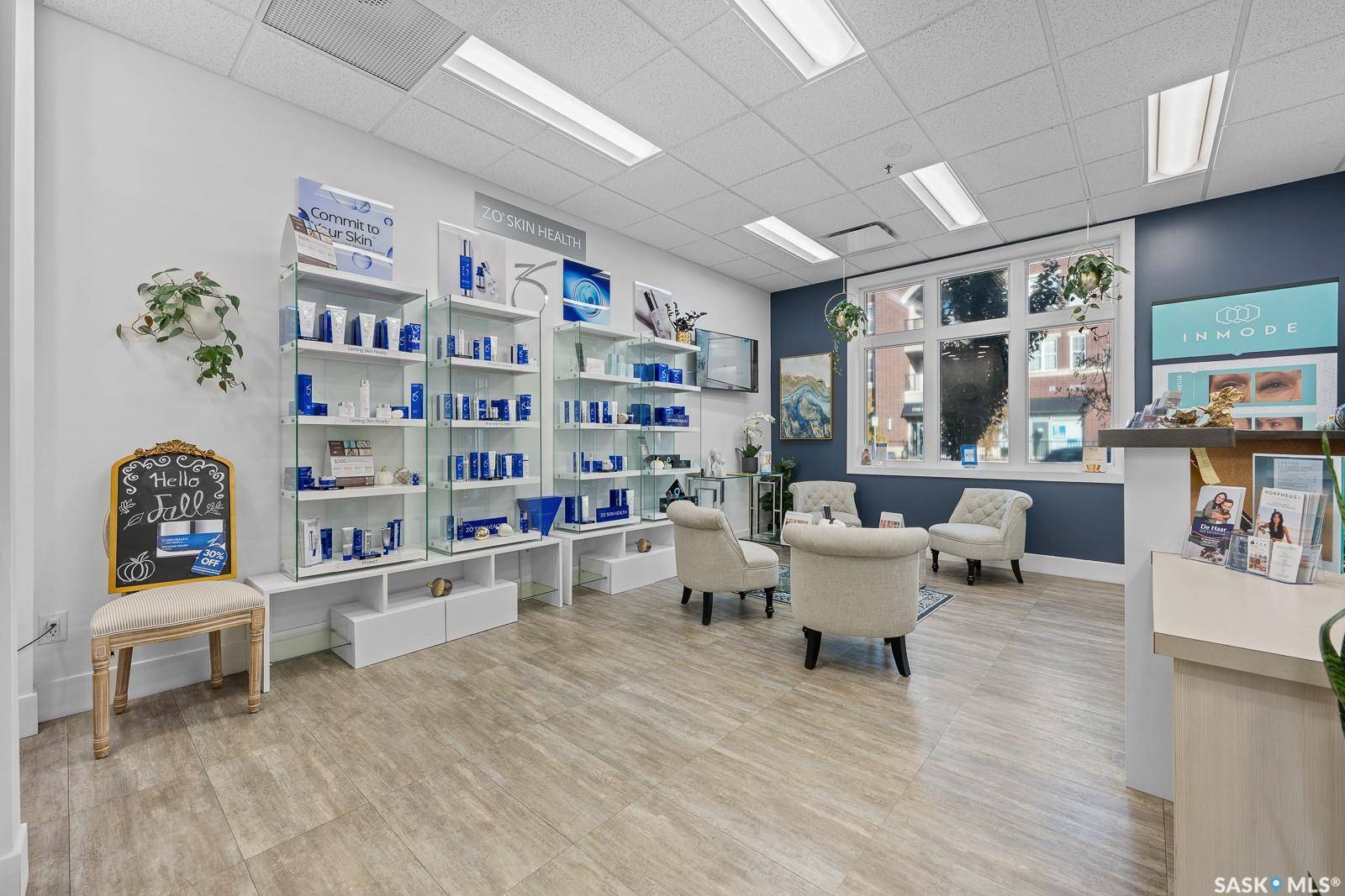 Regina, SK S4P 0L9,1723 BADHAM BOULEVARD #A