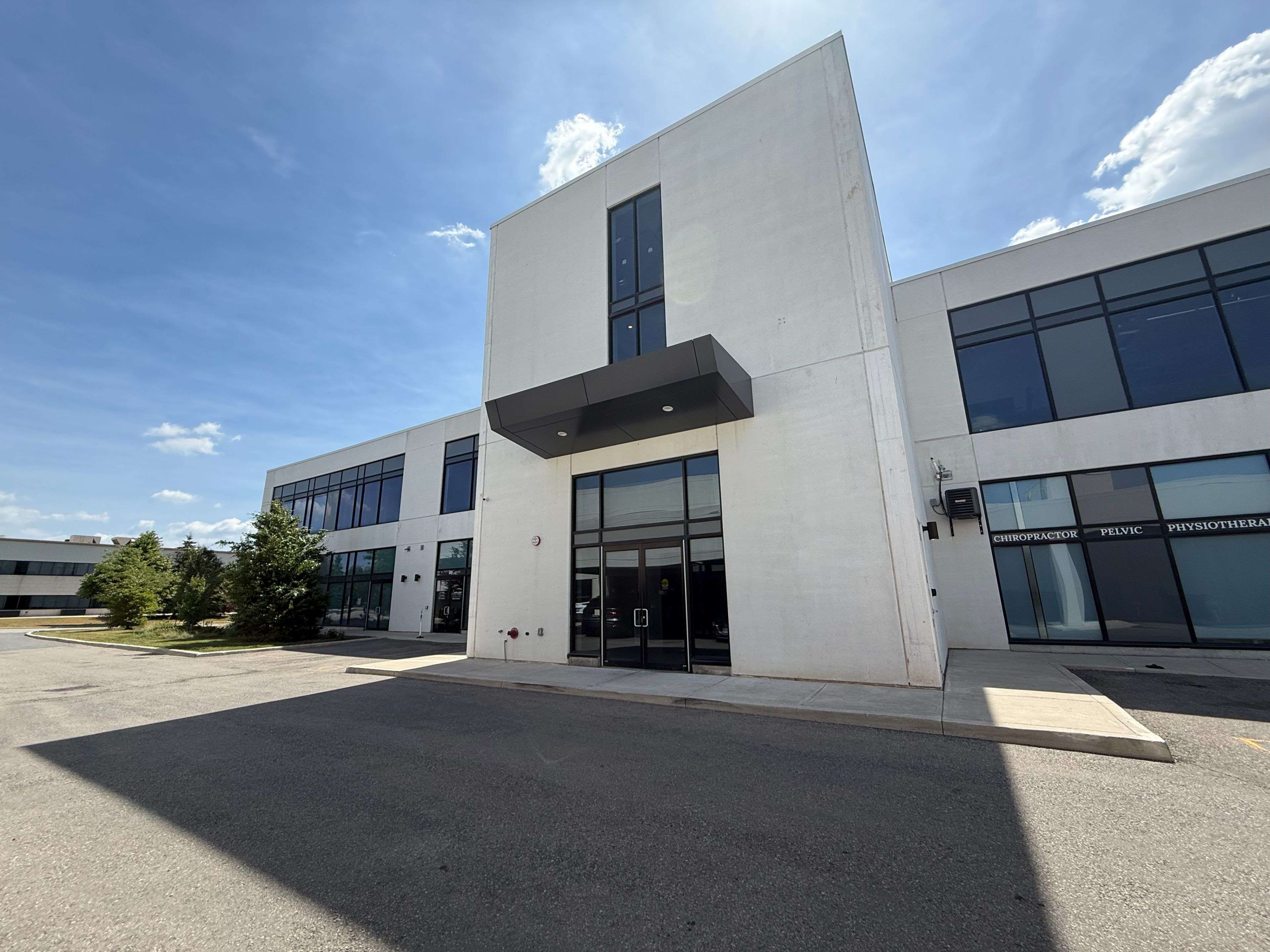 Burlington, ON L7L 5Z1,5045 Mainway N/A #115 & 116