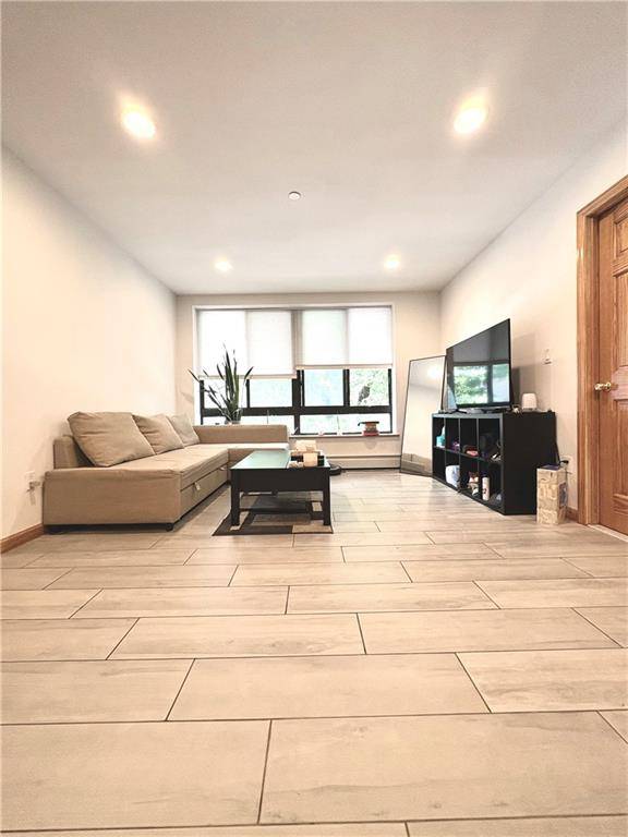 Brooklyn, NY 11220,229 55th ST #2A