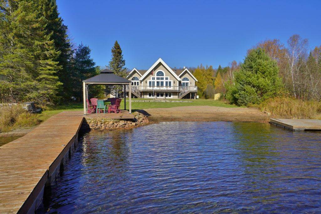 Highlands East, ON K0L 2A0,1030 Wapiti CIR