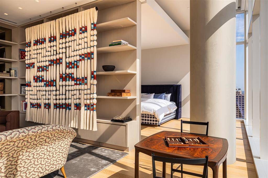 Dallas, TX 75201,1747 Leonard Street #2601