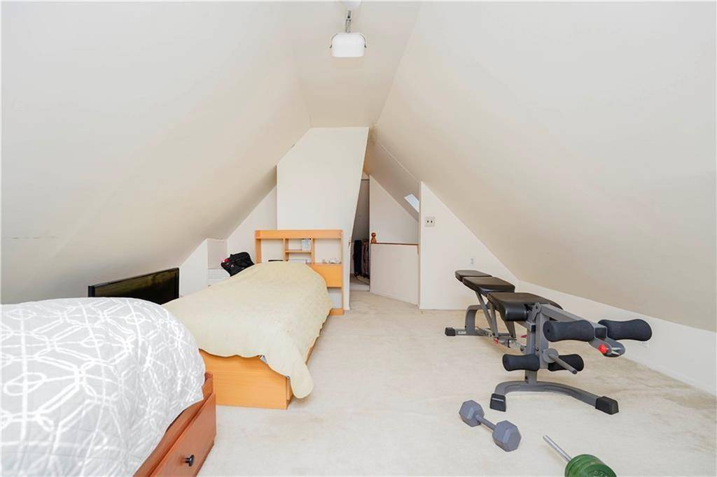 Brooklyn, NY 11228,112 Bay 10th ST