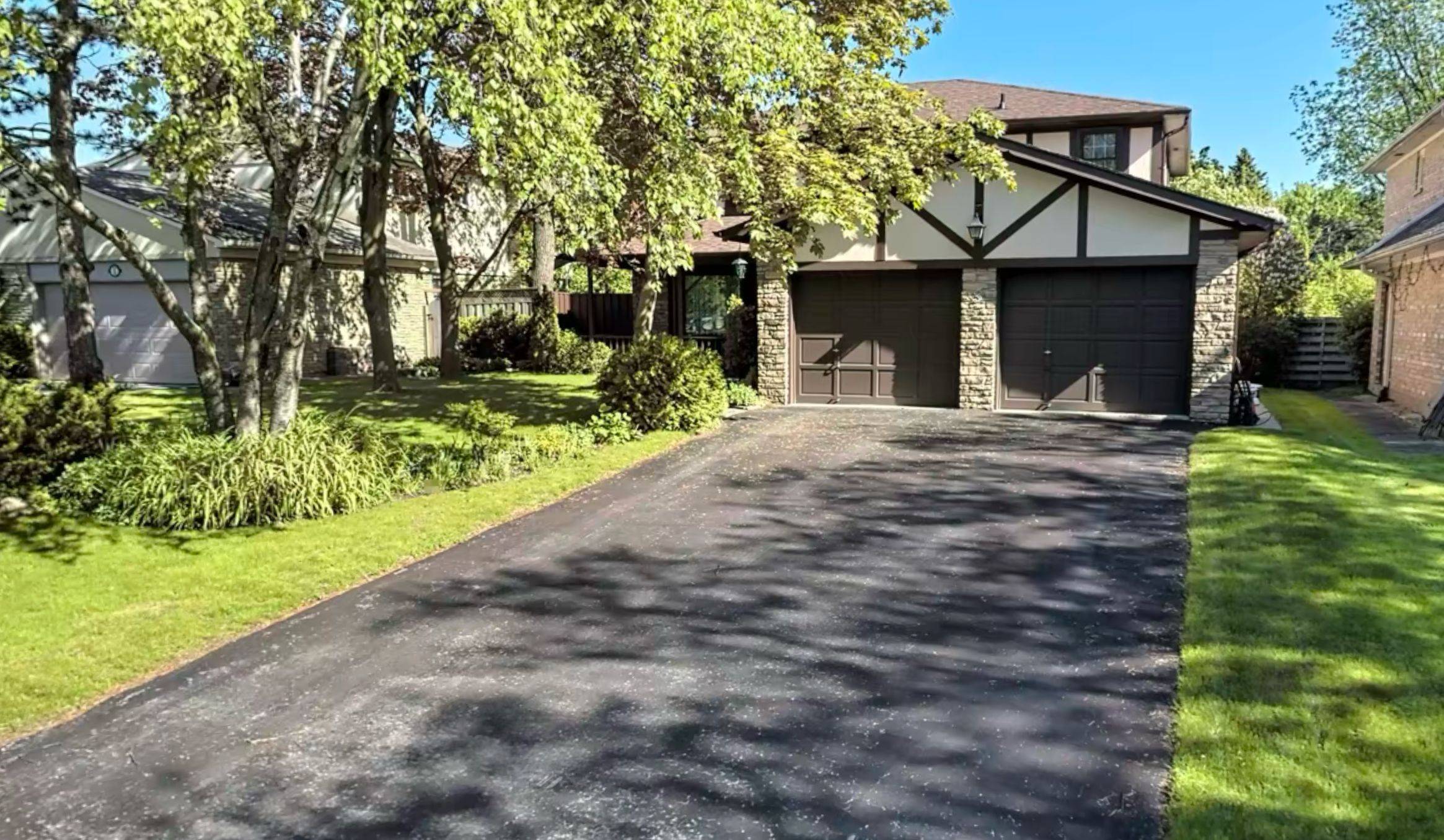 Markham, ON L3T 4H2,3 Framingham DR