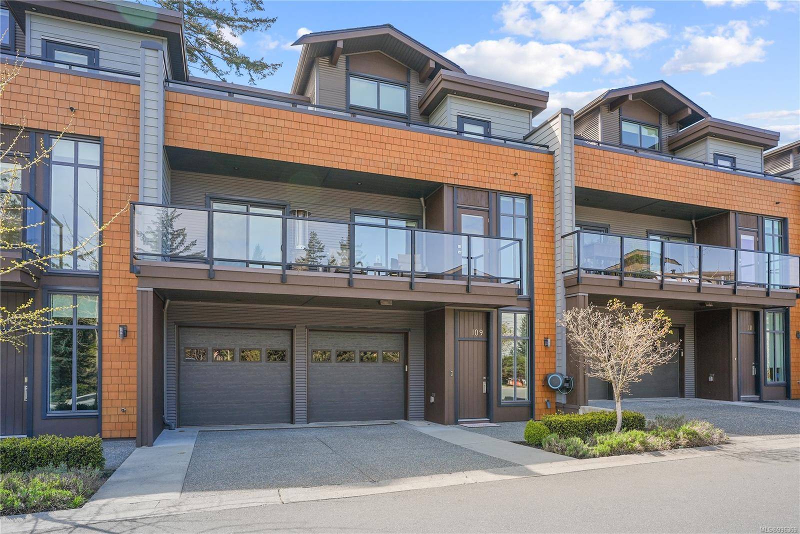 Langford, BC V9B 0E1,1464 Bear Mountain Pkwy #109