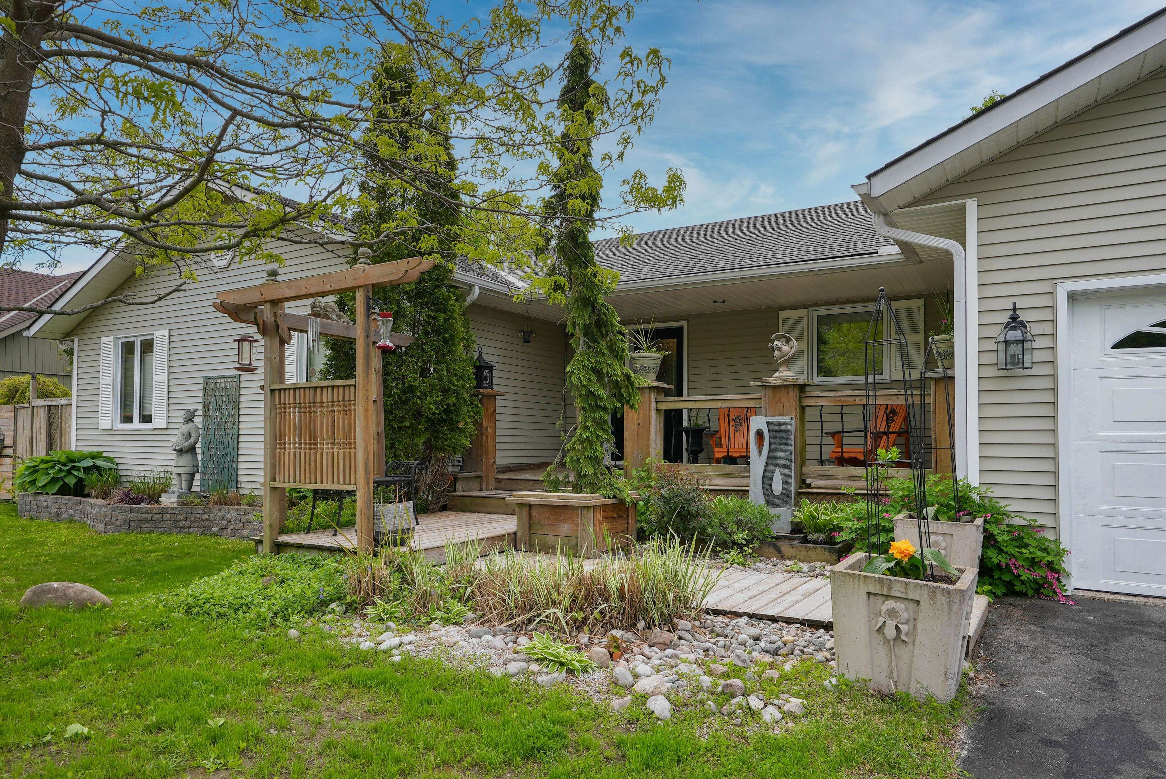 Tiny, ON L0L 2T0,59 Withall GRV