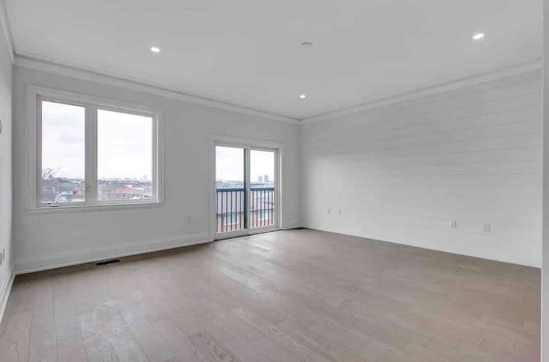 Toronto W05, ON M9L 2K5,13 St Gaspar CT