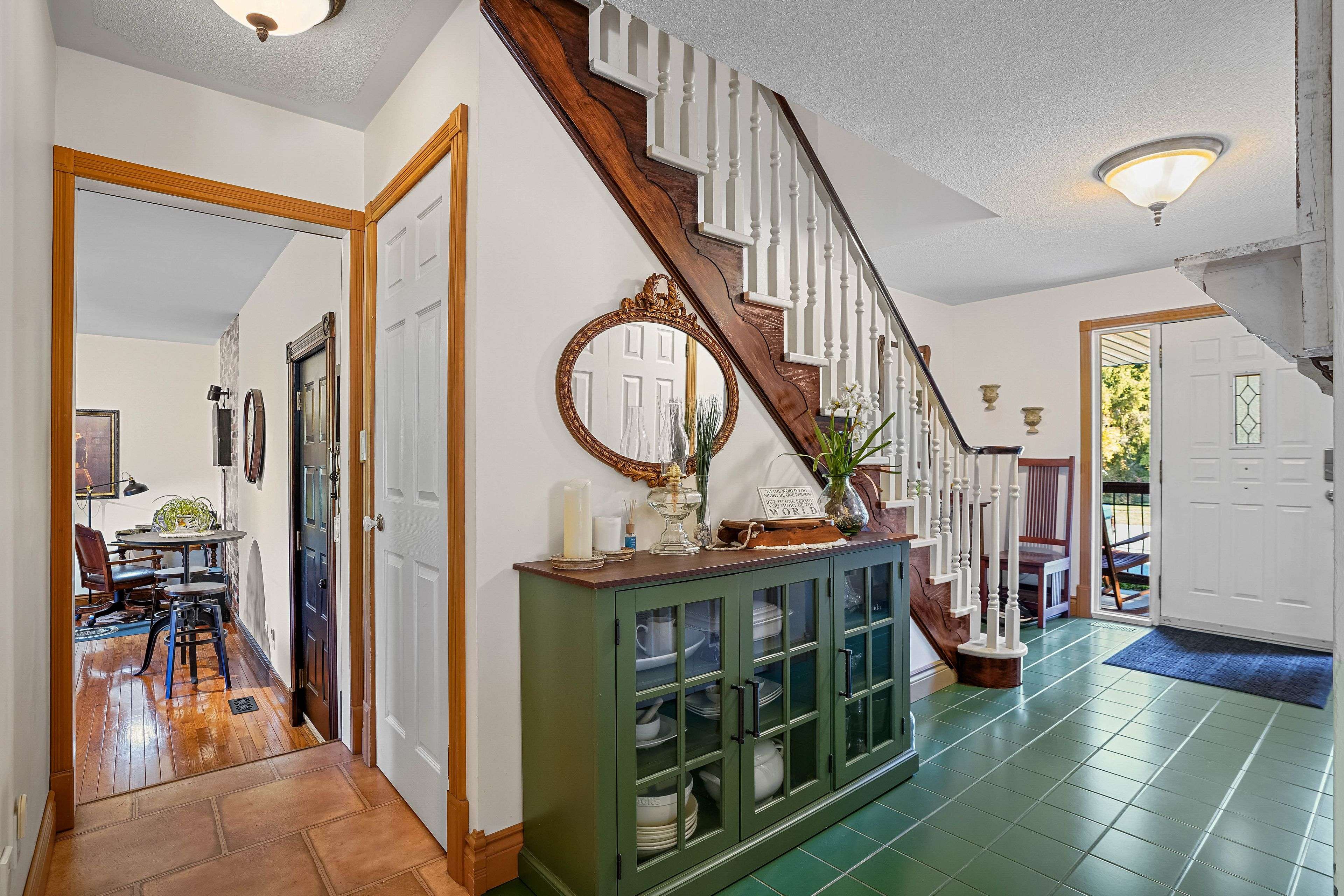 Dutton/dunwich, ON N0L 1J0,174 McArthur ST