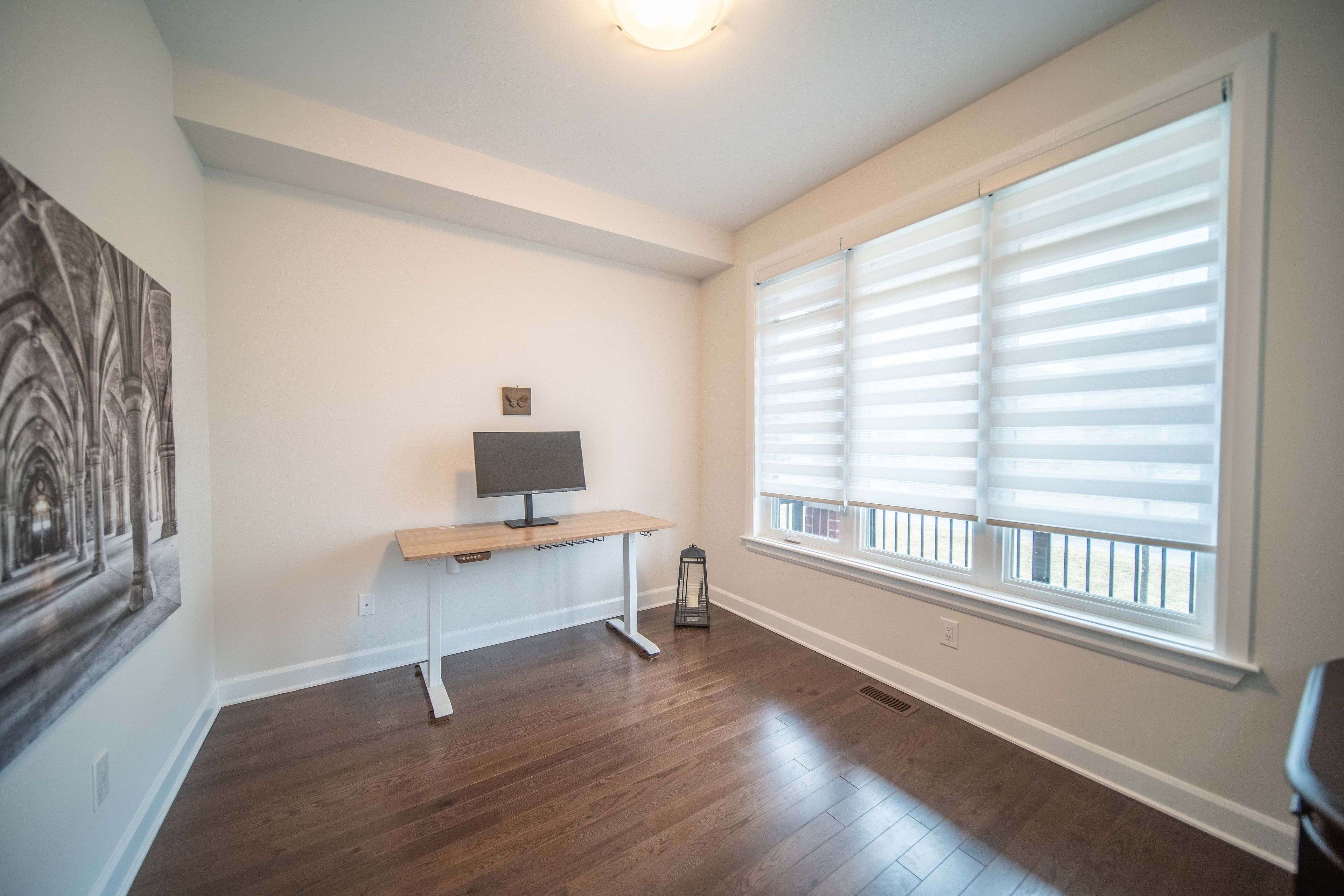 Russell, ON K4R 0C7,668 Parkview TER