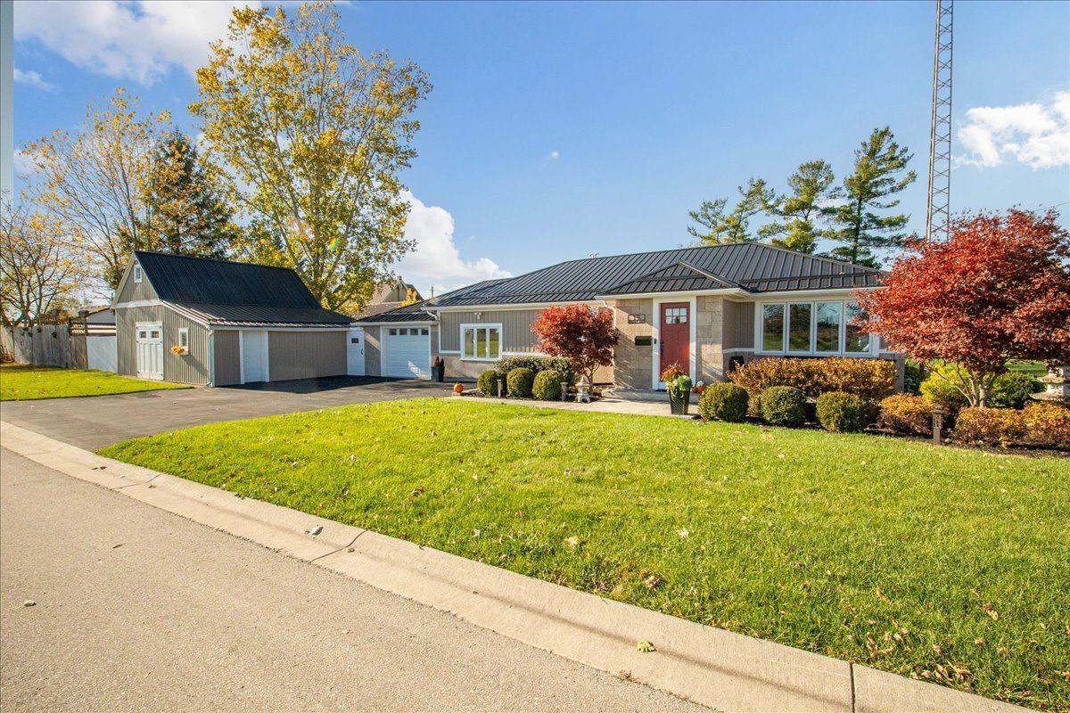 Southwest Middlesex, ON N0L 1A0,19 Front AVE