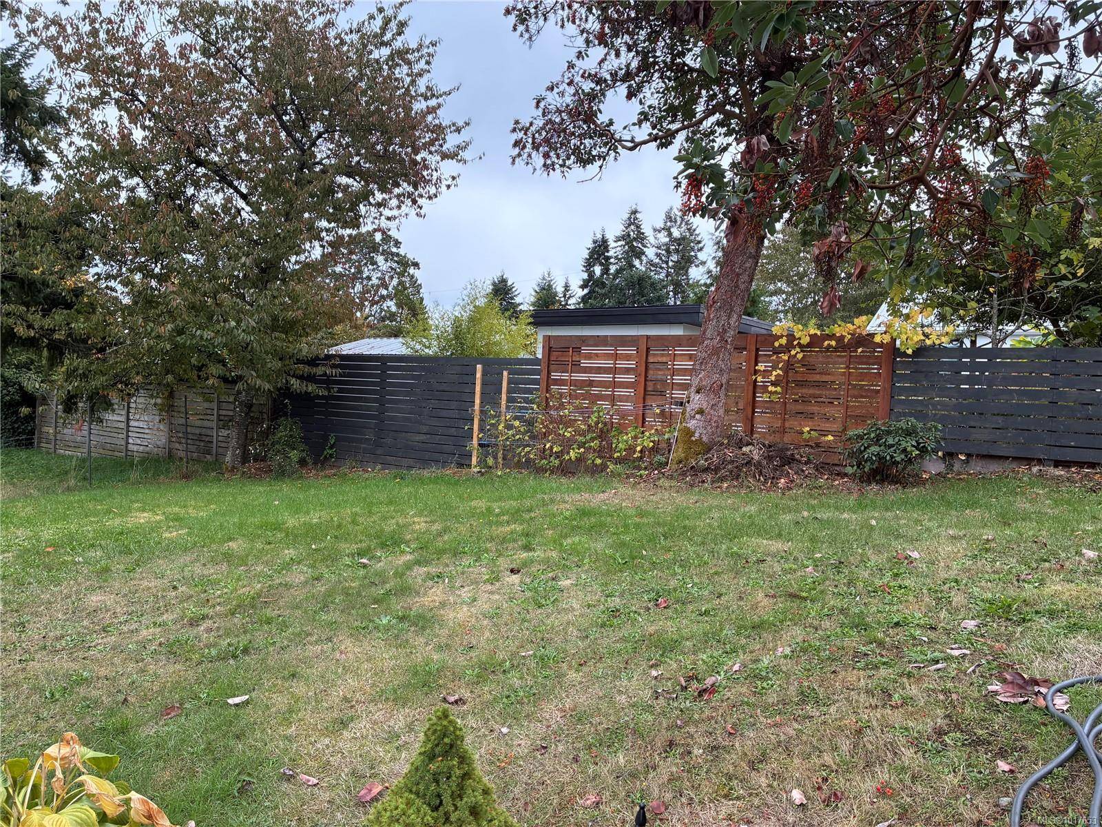 Nanaimo, BC V9S 1Z4,363 Hemlock St