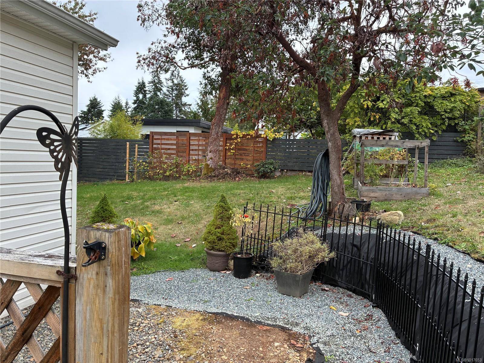 Nanaimo, BC V9S 1Z4,363 Hemlock St