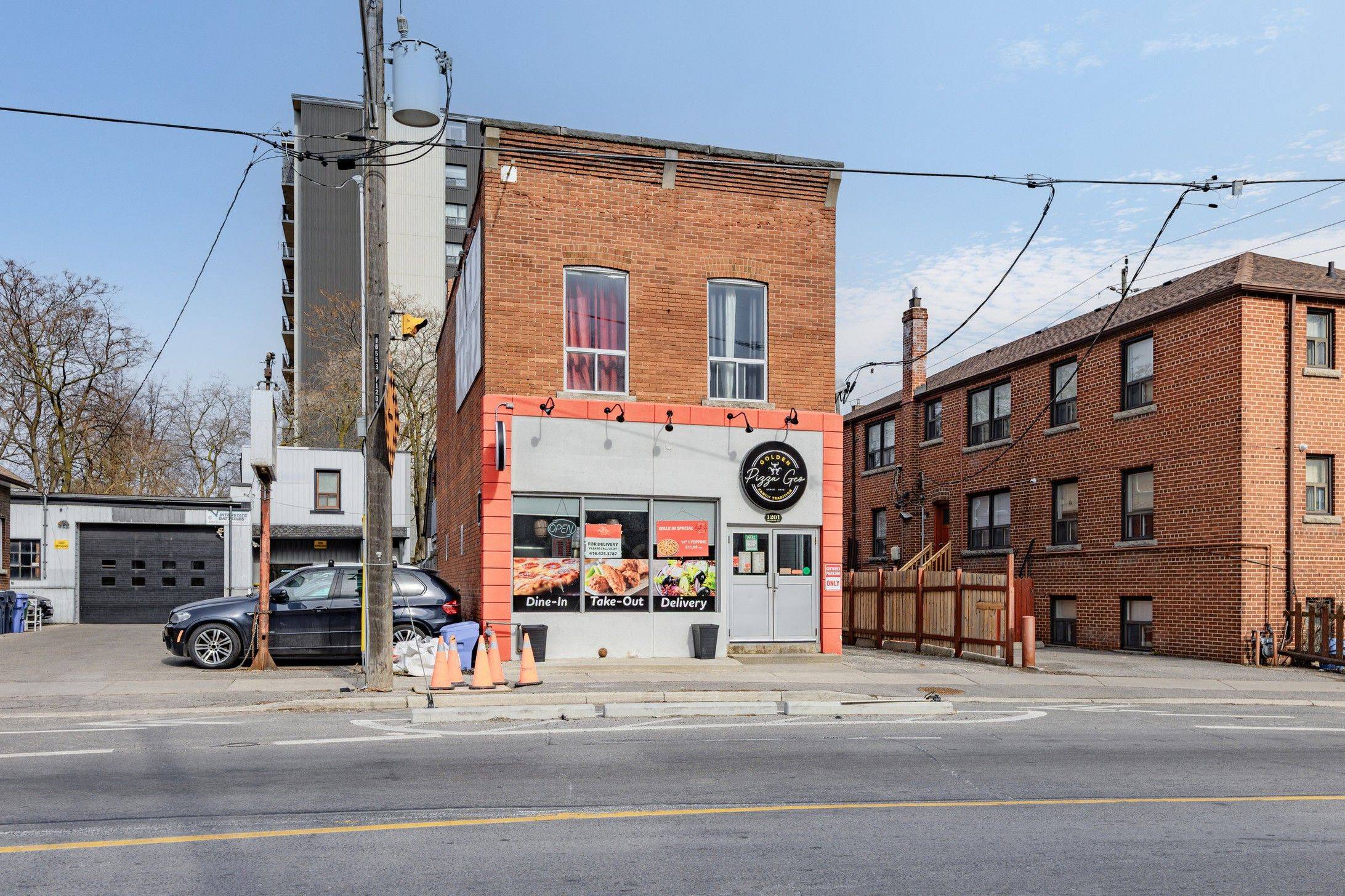 Toronto E03, ON M4K 2T1,1201 Broadview AVE