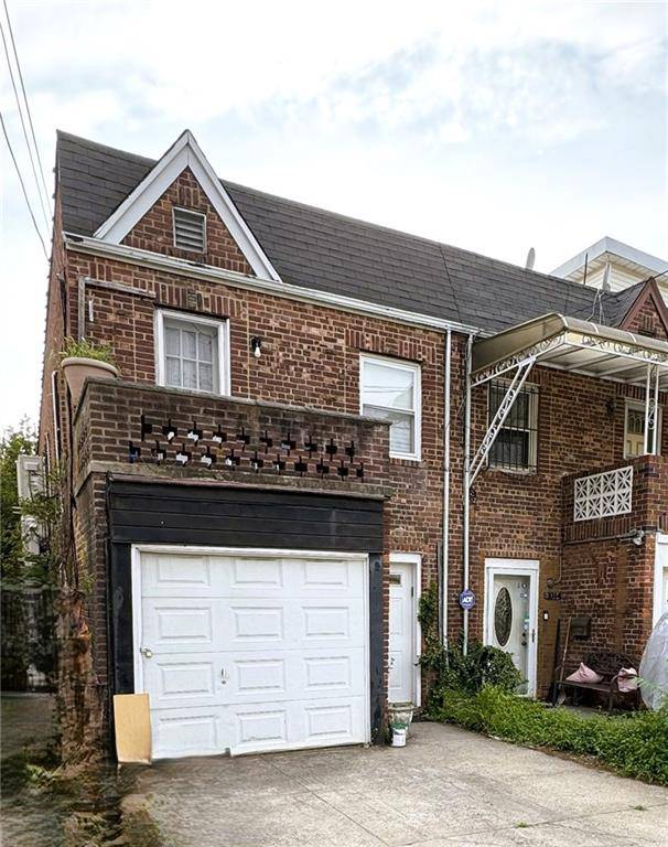 Brooklyn, NY 11210,1046 East 32nd ST