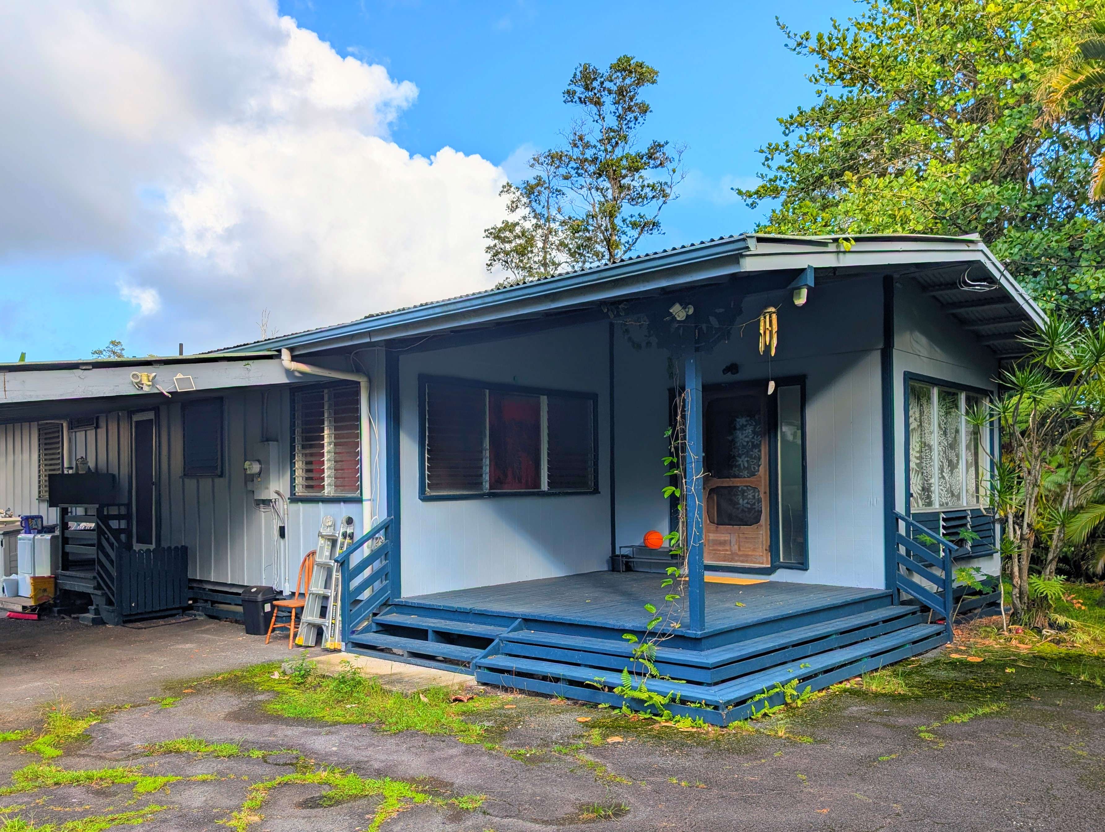 Pahoa, HI 96778,13-1252 LEILANI AVE