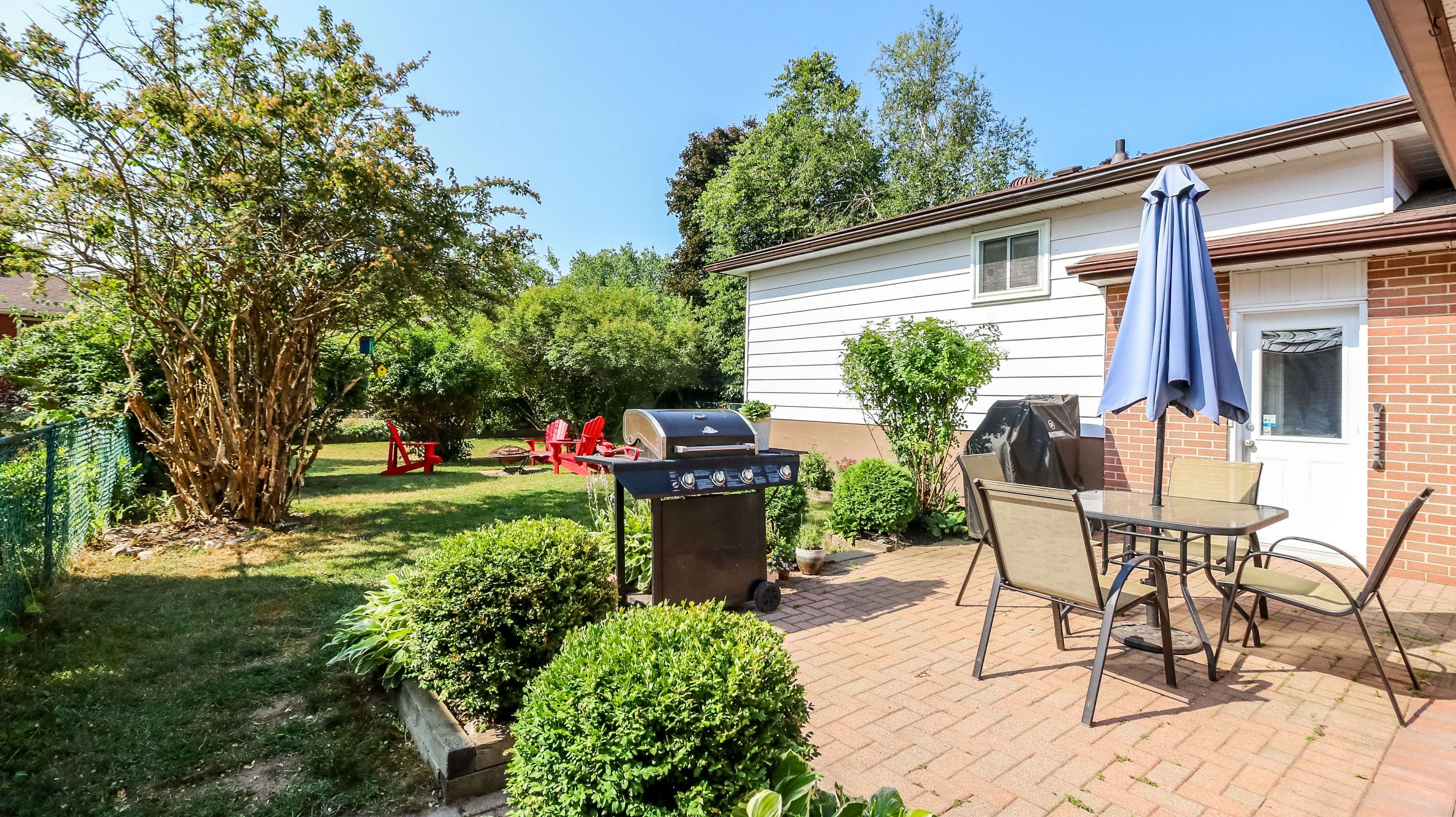 Barrie, ON L4N 3M5,71 Briar RD