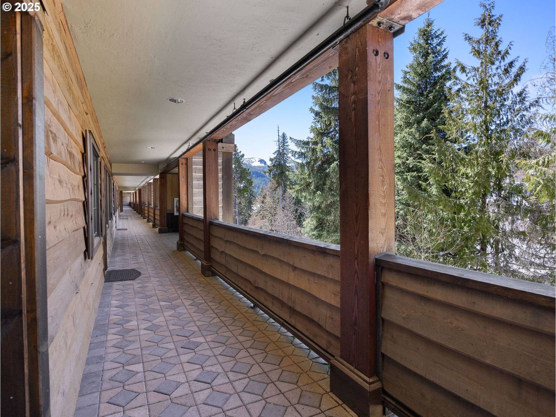 Government Camp, OR 97028,31244 E COLLINS LAKE RD ##21