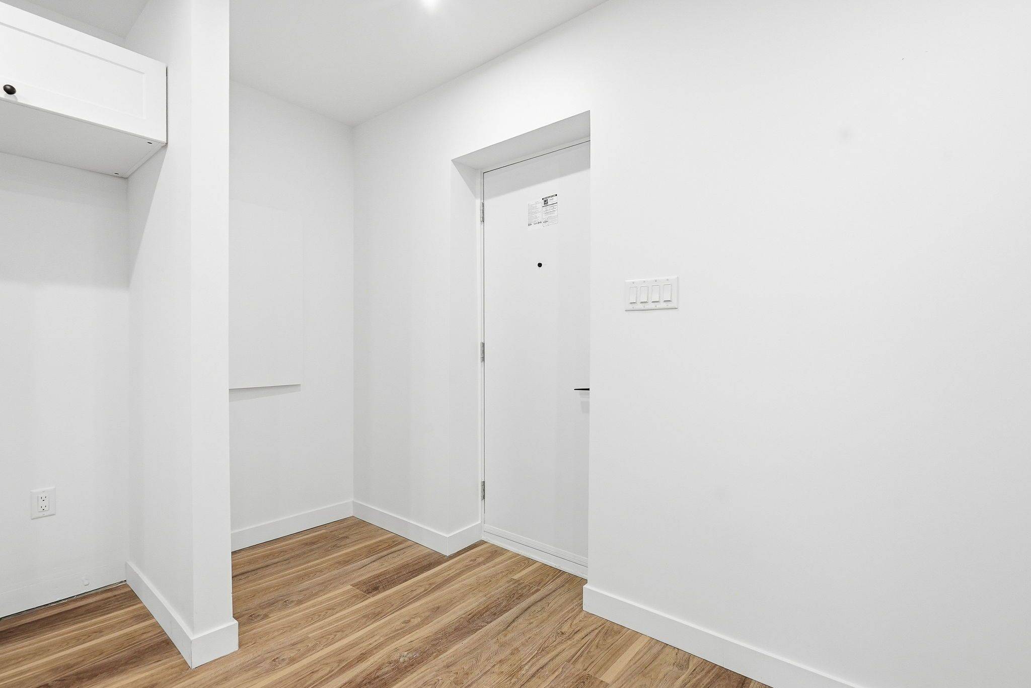 Vanier And Kingsview Park, ON K1L 6K7,322 Frontenac ST #D