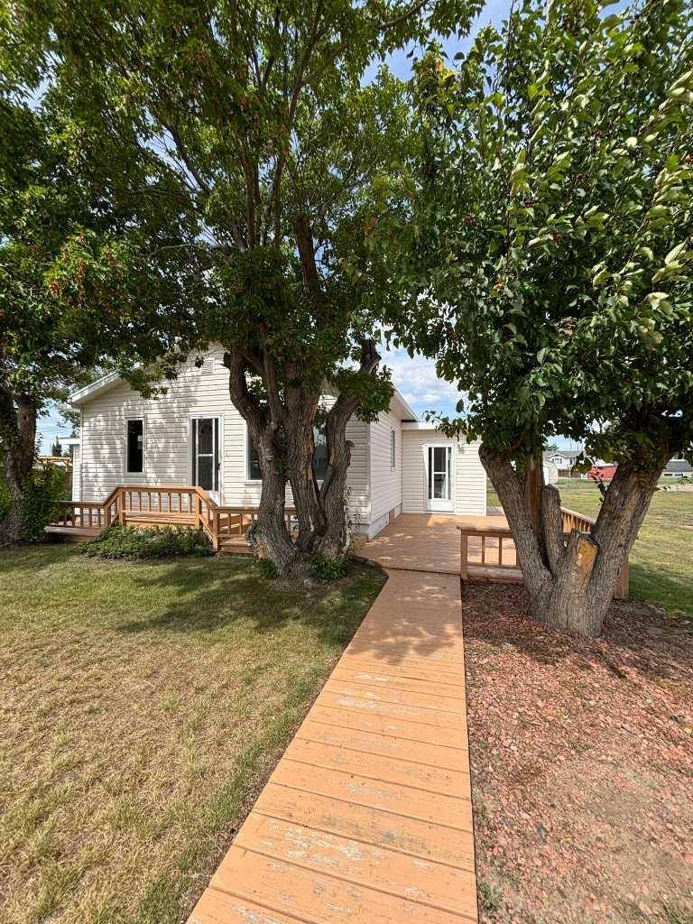 Coutts, AB T0K 0N0,307 Centre AVE