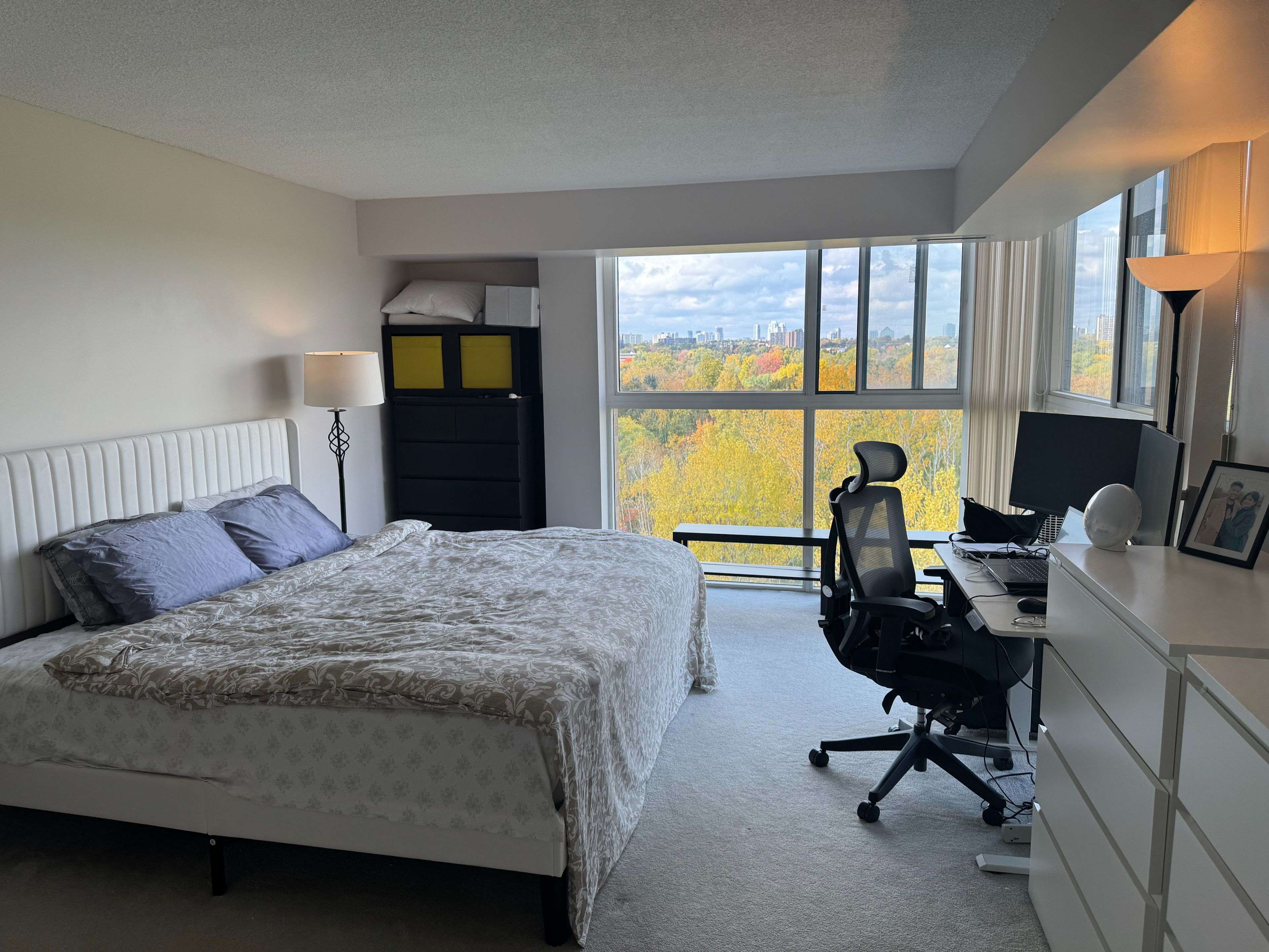 Toronto E08, ON M1J 3N4,90 Dale AVE #909