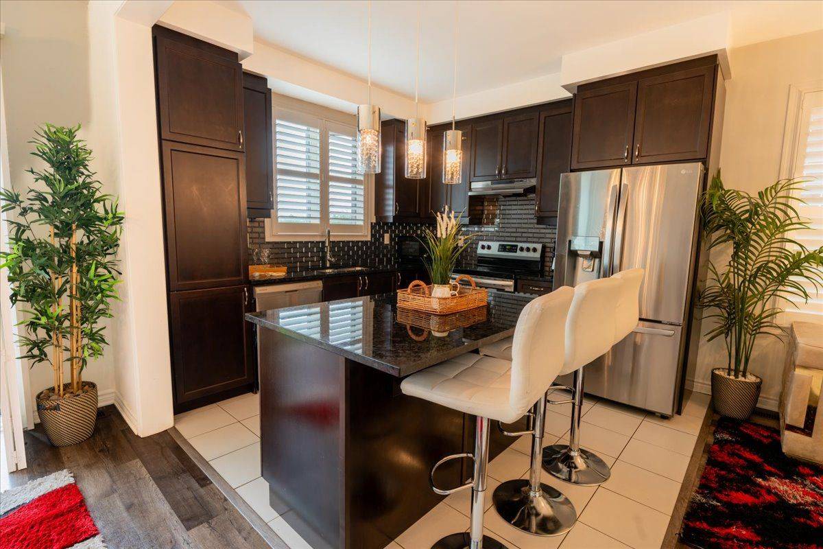 Milton, ON L9E 1W1,451 GORDON KRANTZ AVE