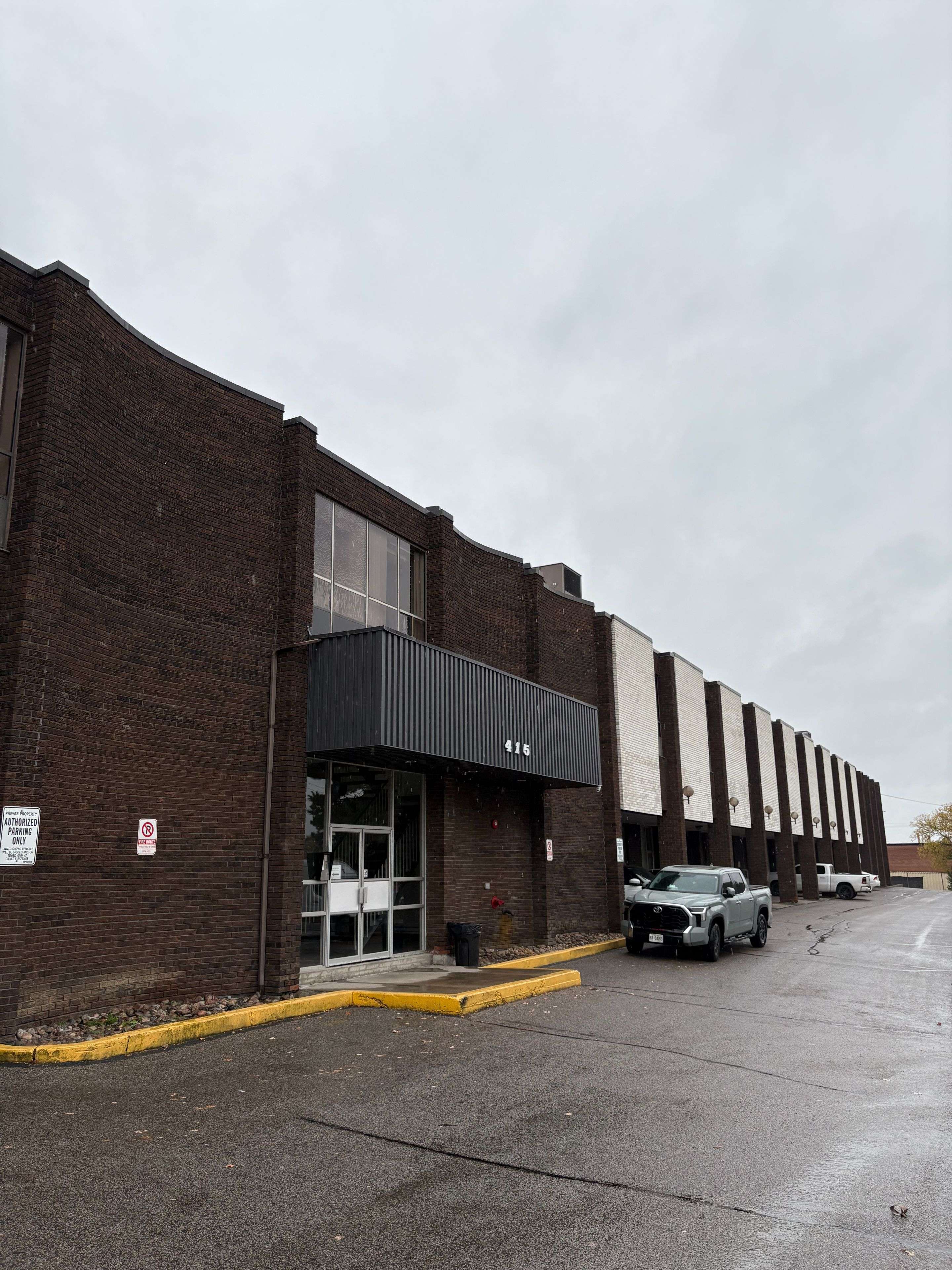 Toronto W05, ON M3N 1W7,415 Oakdale RD #243