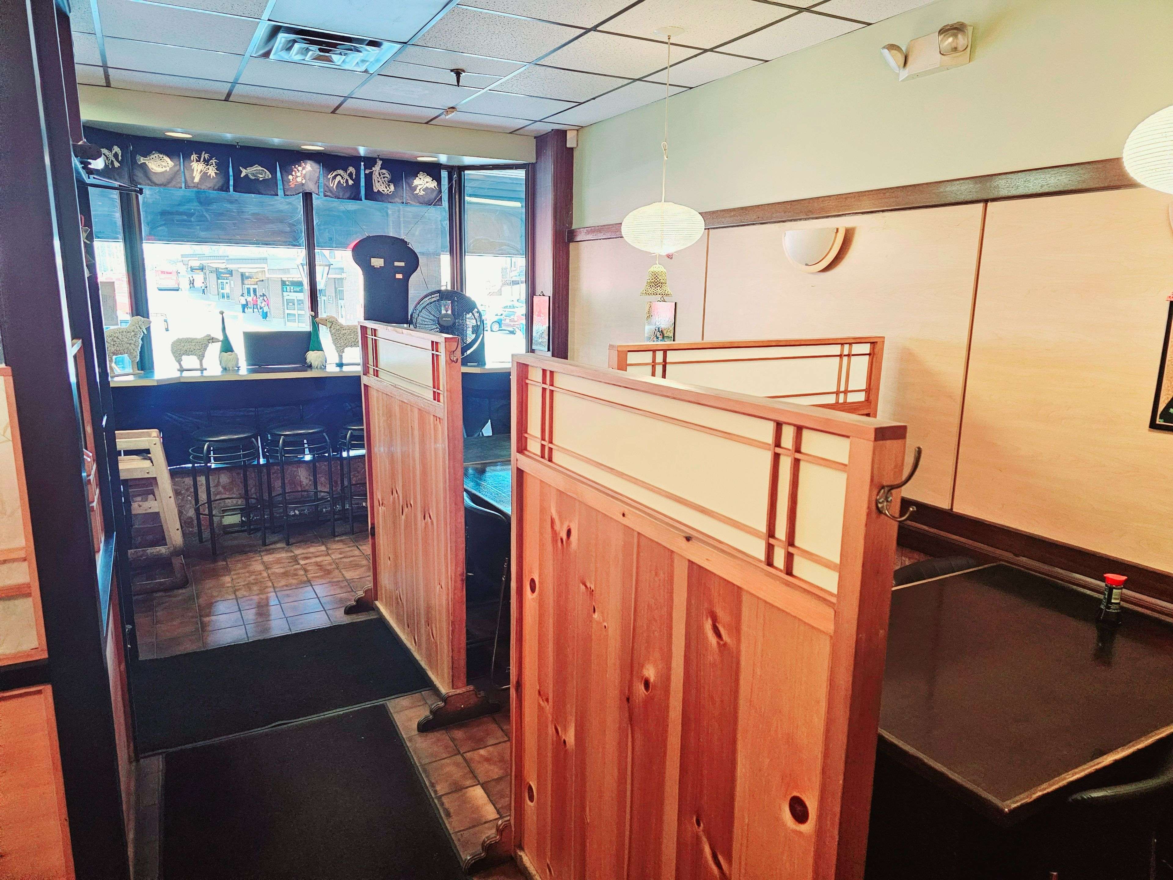 Toronto W02, ON M6S 3Y2,18 Jane ST