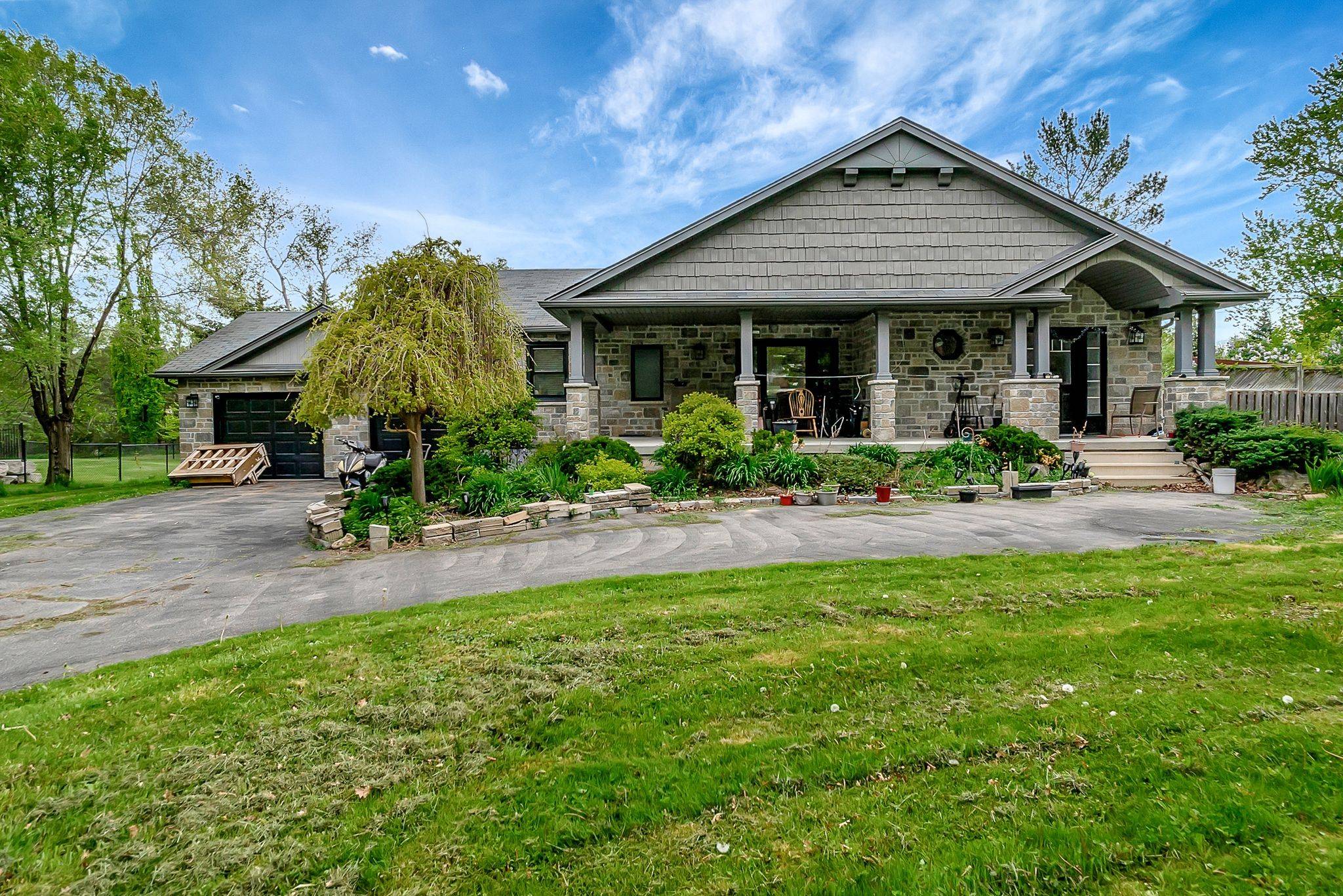 Kitchener, ON N2P 1A5,1392 Doon Village RD