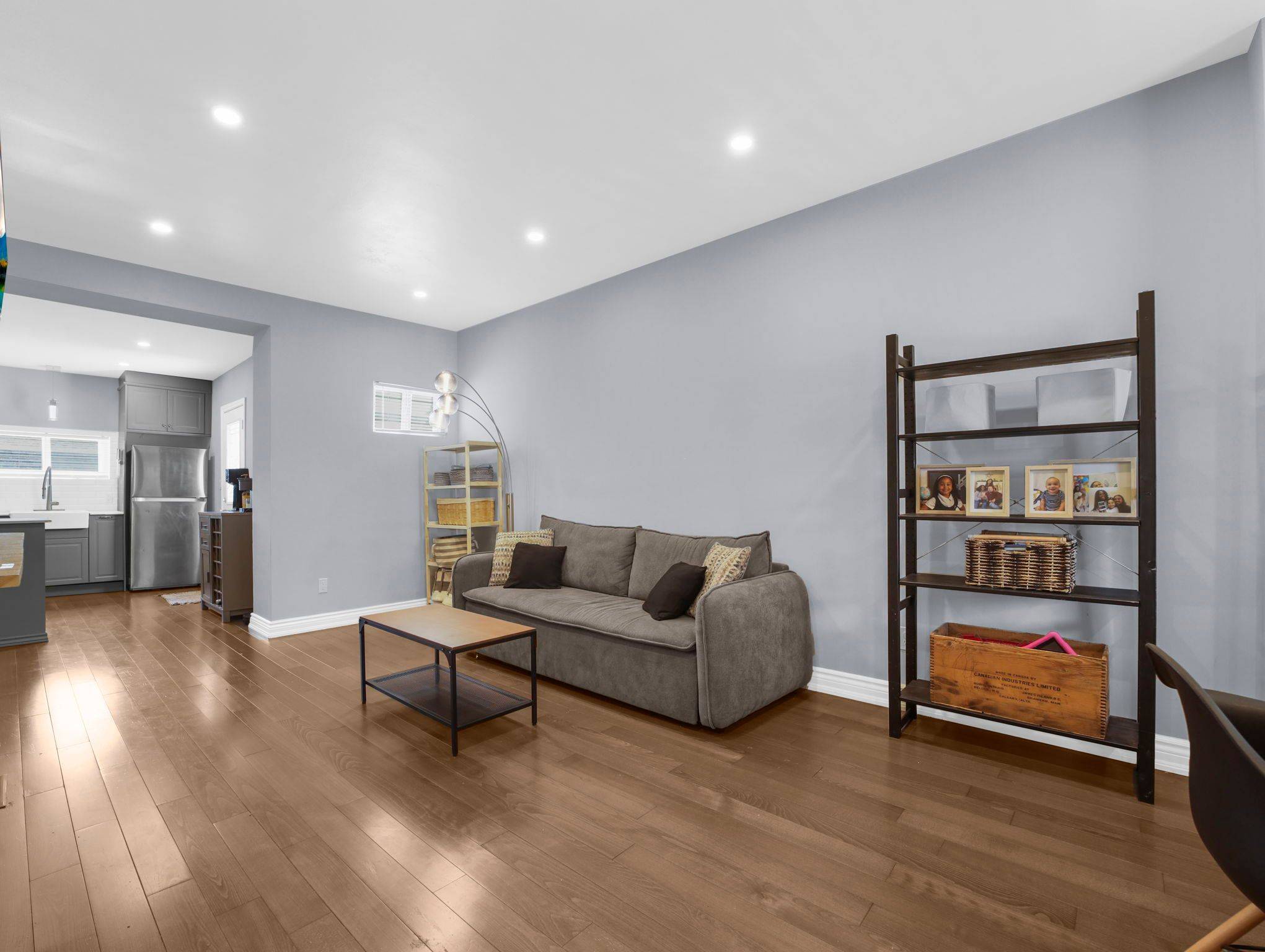 Hamilton, ON L8L 3R5,114 BURTON ST