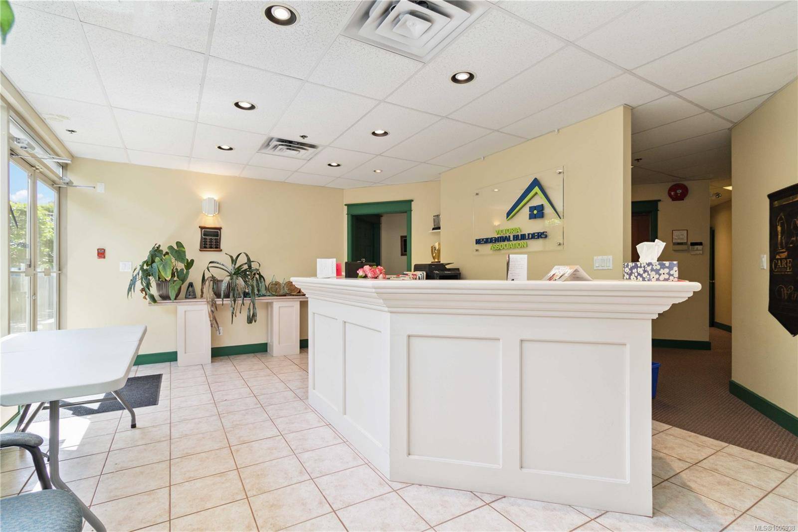 Saanich, BC V8Z 4C2,3690 Carey Rd #1