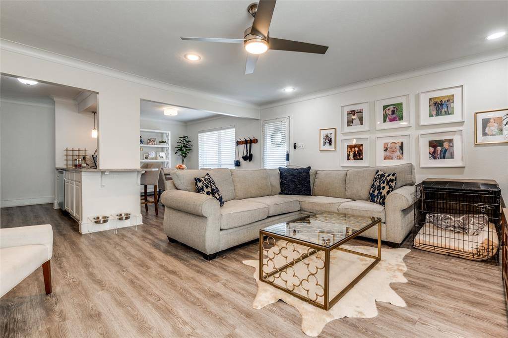 Dallas, TX 75206,5927 E University Boulevard #217