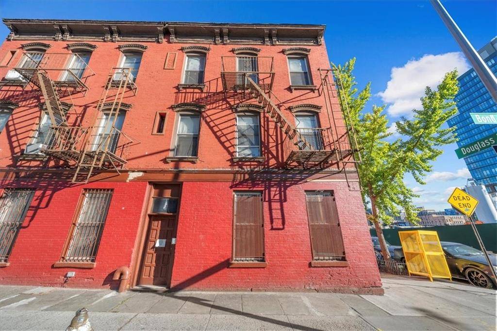 Brooklyn, NY 11217,245 Bond ST