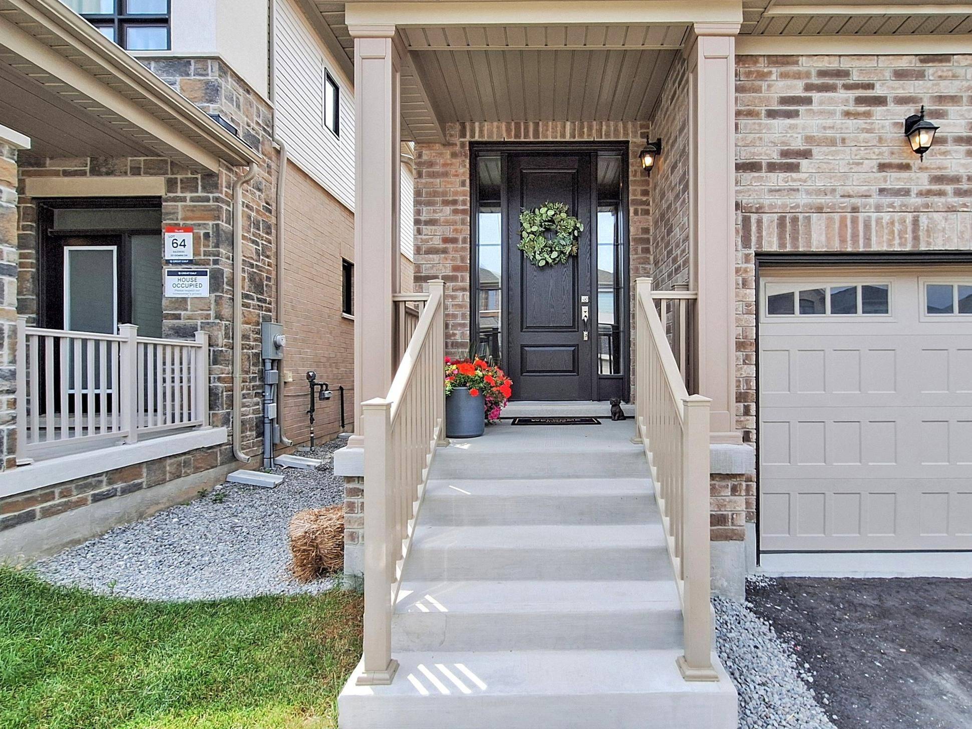 Barrie, ON L9J 0P6,28 Gemini DR