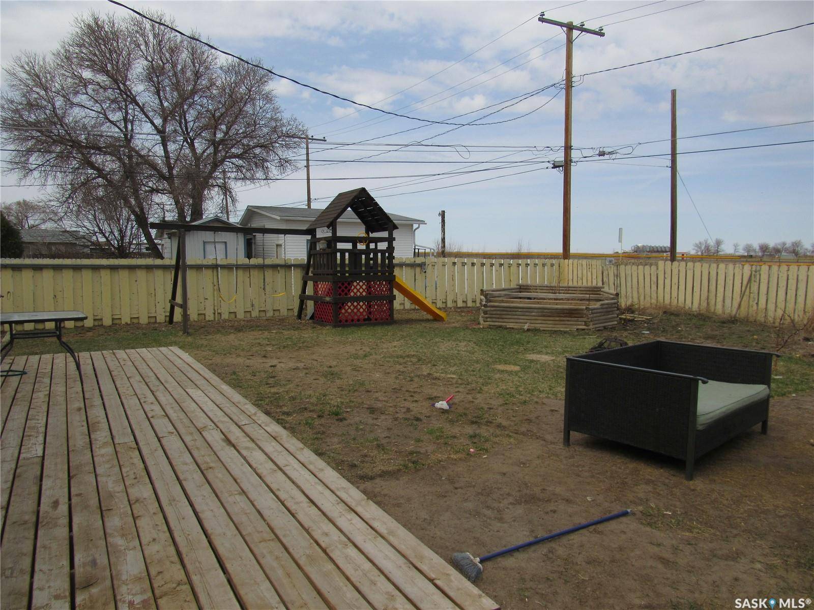 Rosetown, SK S0L 2V0,301 7th AVENUE W