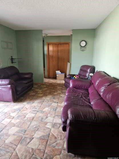 Rosetown, SK S0L 2V0,401 Sovereign CRESCENT