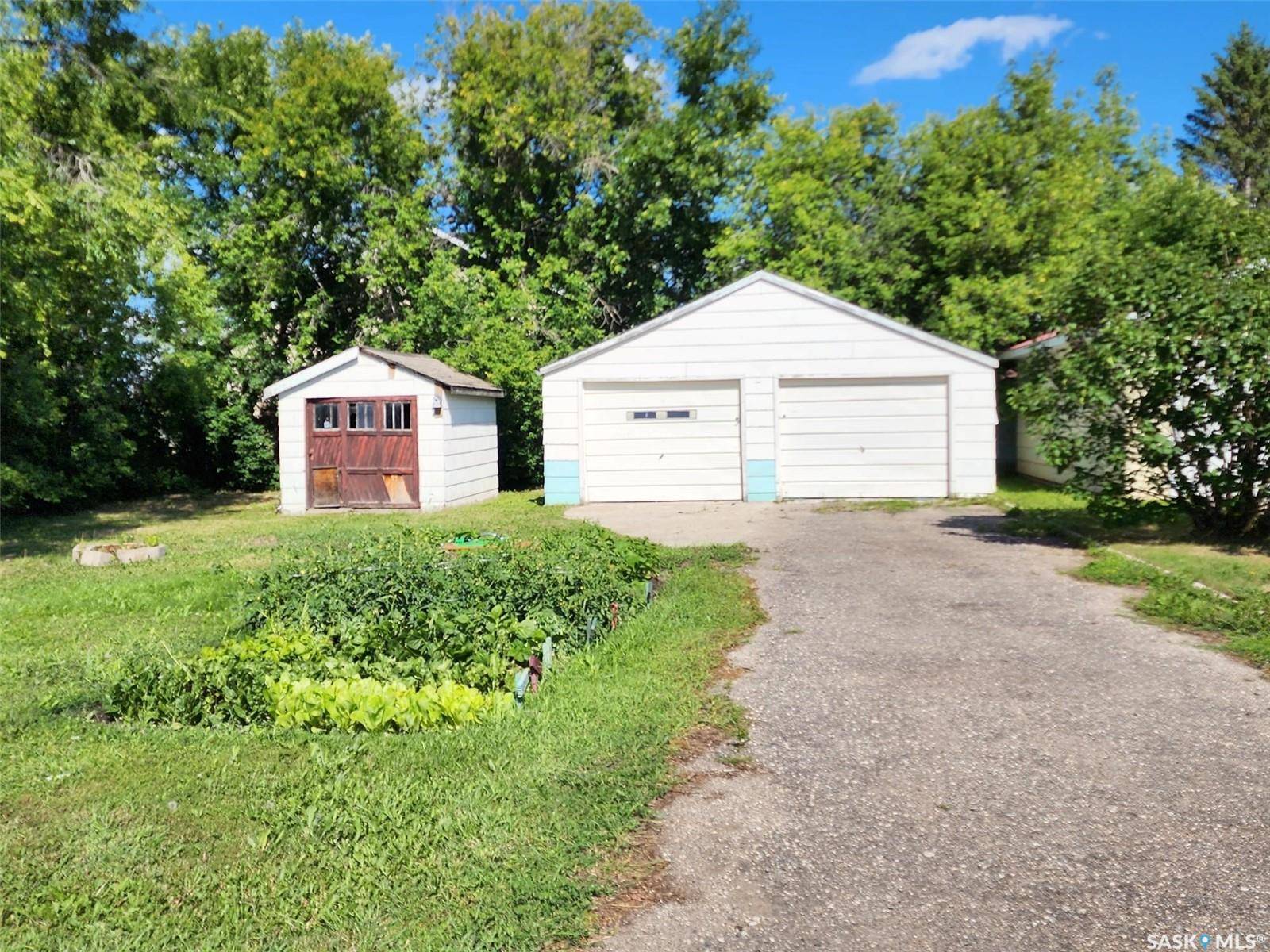 Grenfell, SK S0G 2B0,805 Pacific STREET