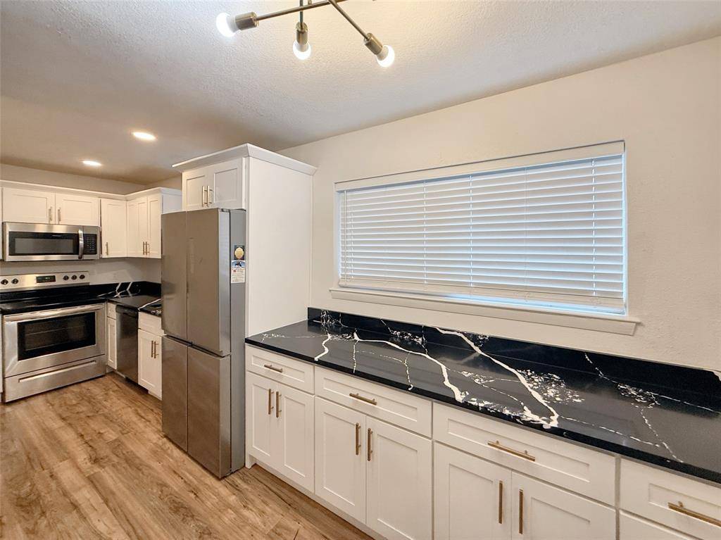 Dallas, TX 75204,4811 Live Oak Street #202