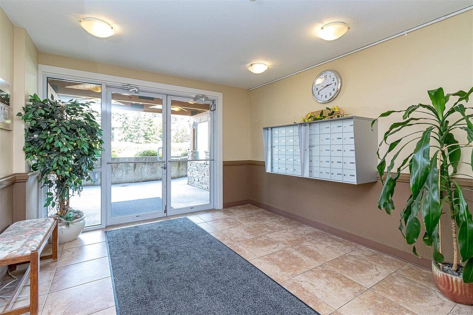 Nanaimo, BC V9T 5Y2,4701 Uplands Dr #104