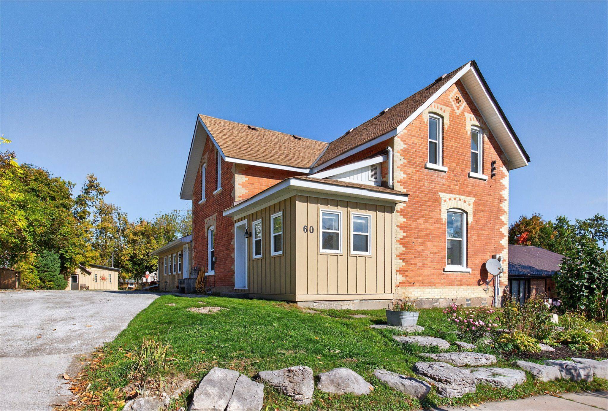 60 River ST, Brock, ON L0C 1H0