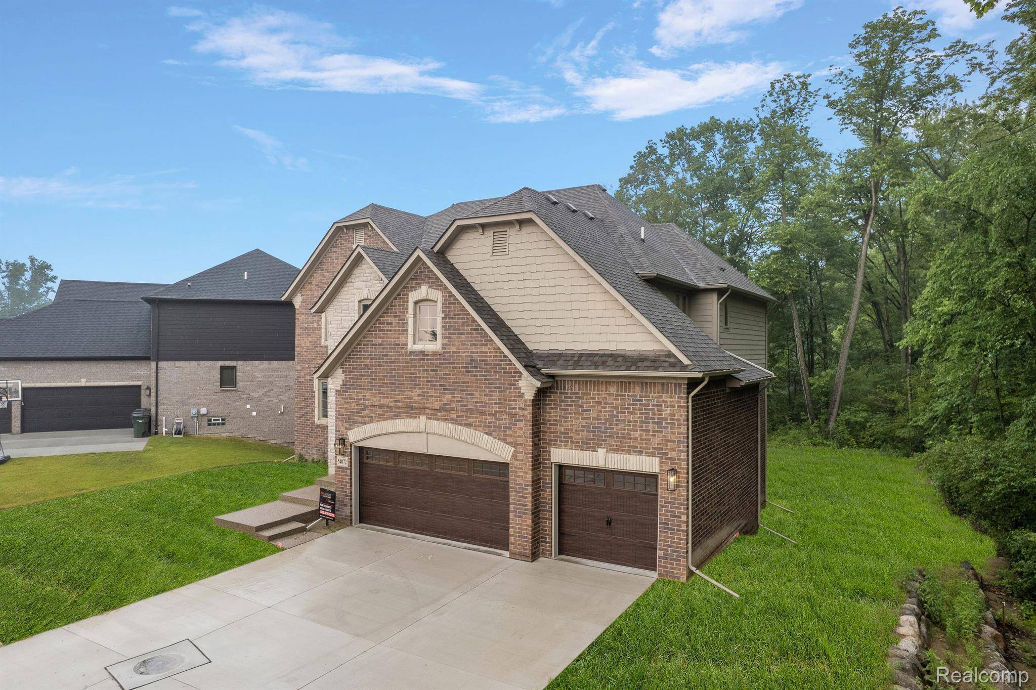 Shelby Twp, MI 48316,54072 Deadwood LN