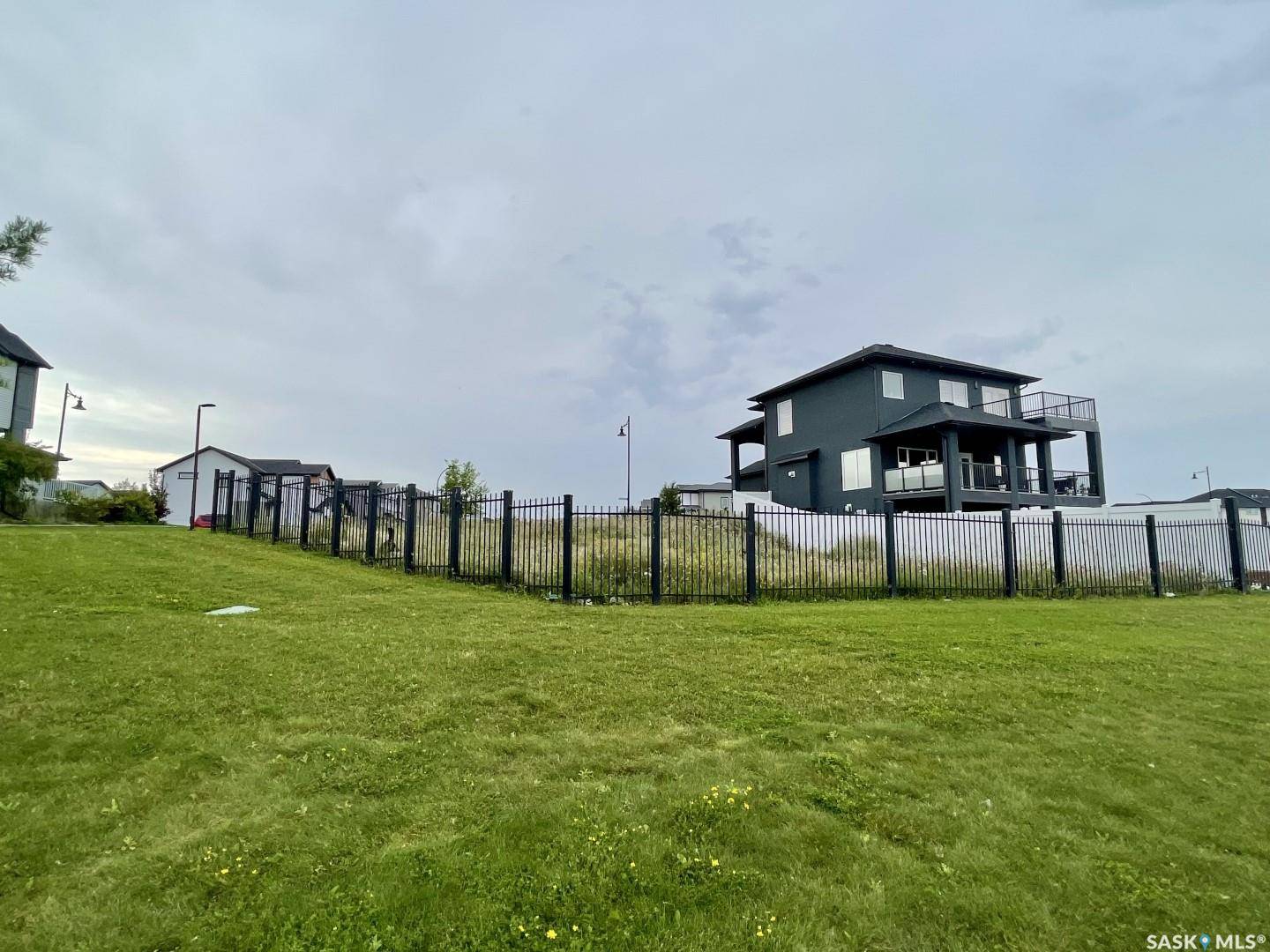 Saskatoon, SK S7L 6G7,702 Kensington BOULEVARD