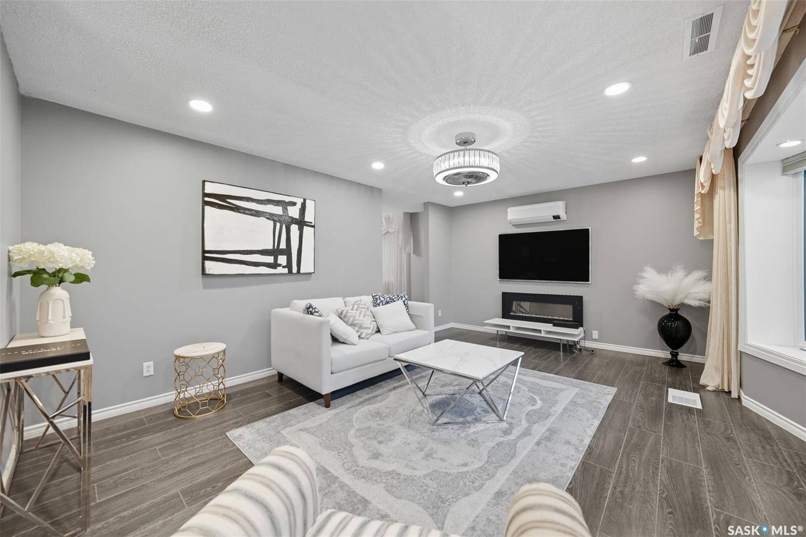 Saskatoon, SK S7J 4E7,619 Kingsmere BOULEVARD