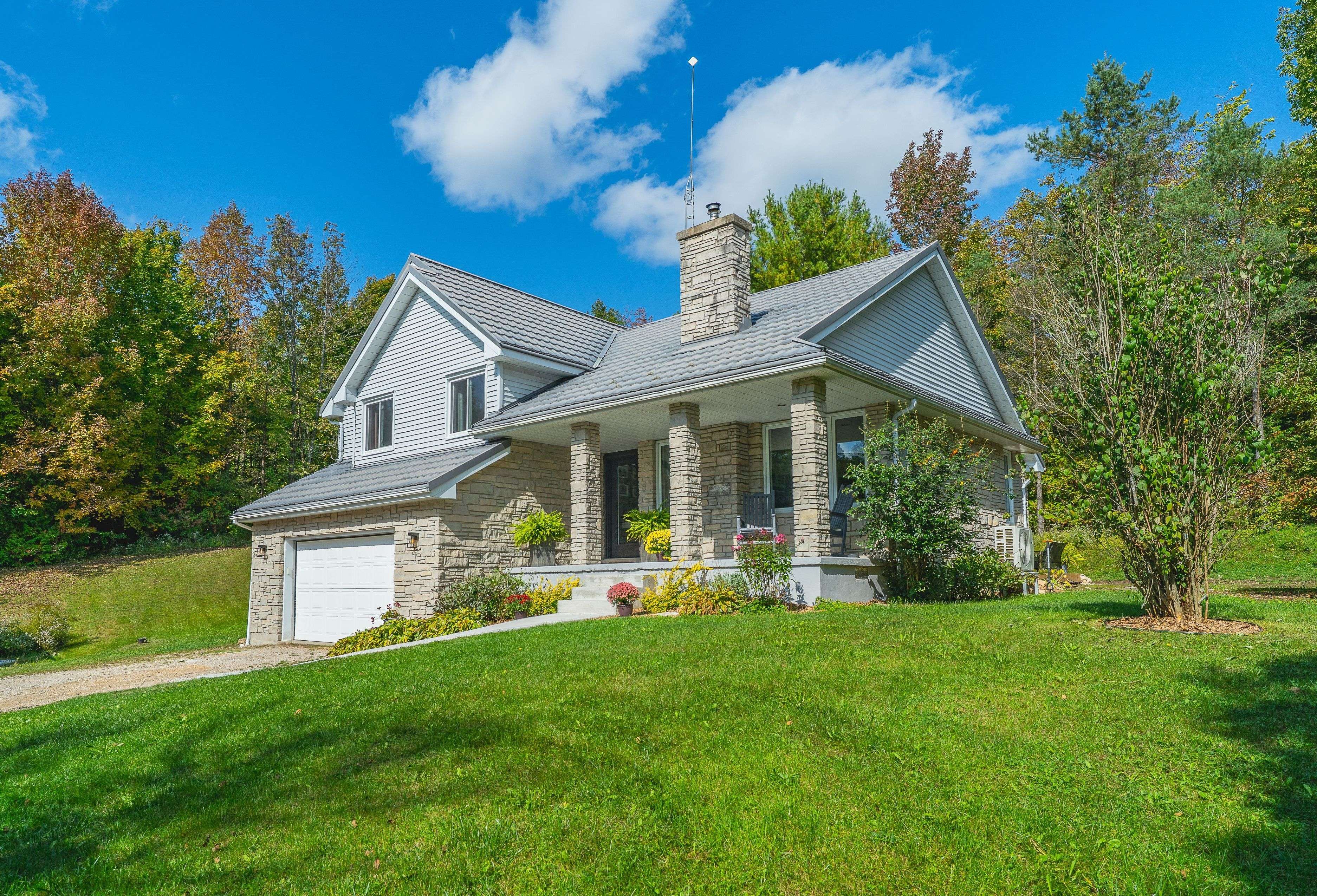 Chatsworth, ON N0H 1K0,702473 Sideroad 5 N/A