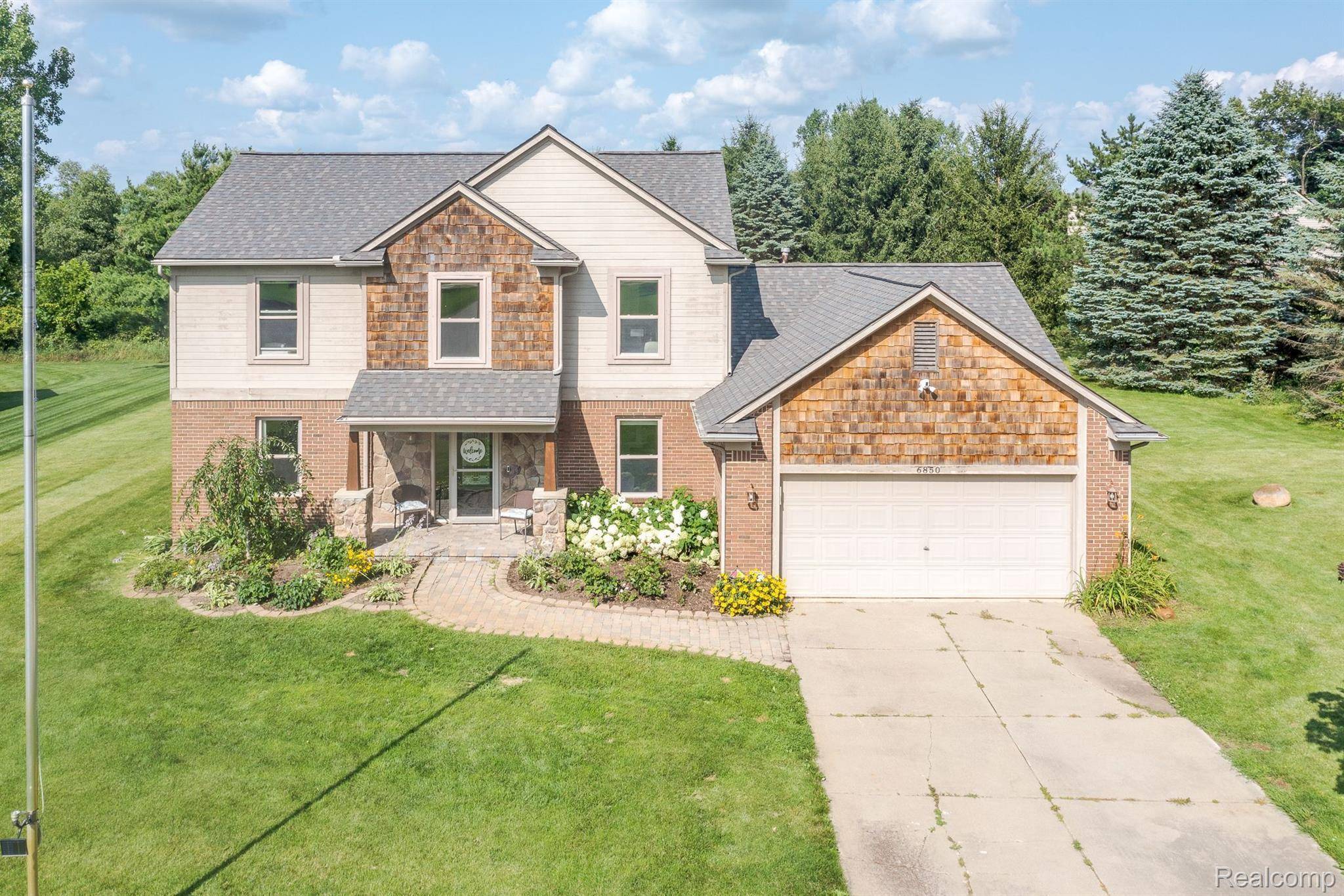Davisburg, MI 48350,6850 MEADOW VALLEY DR