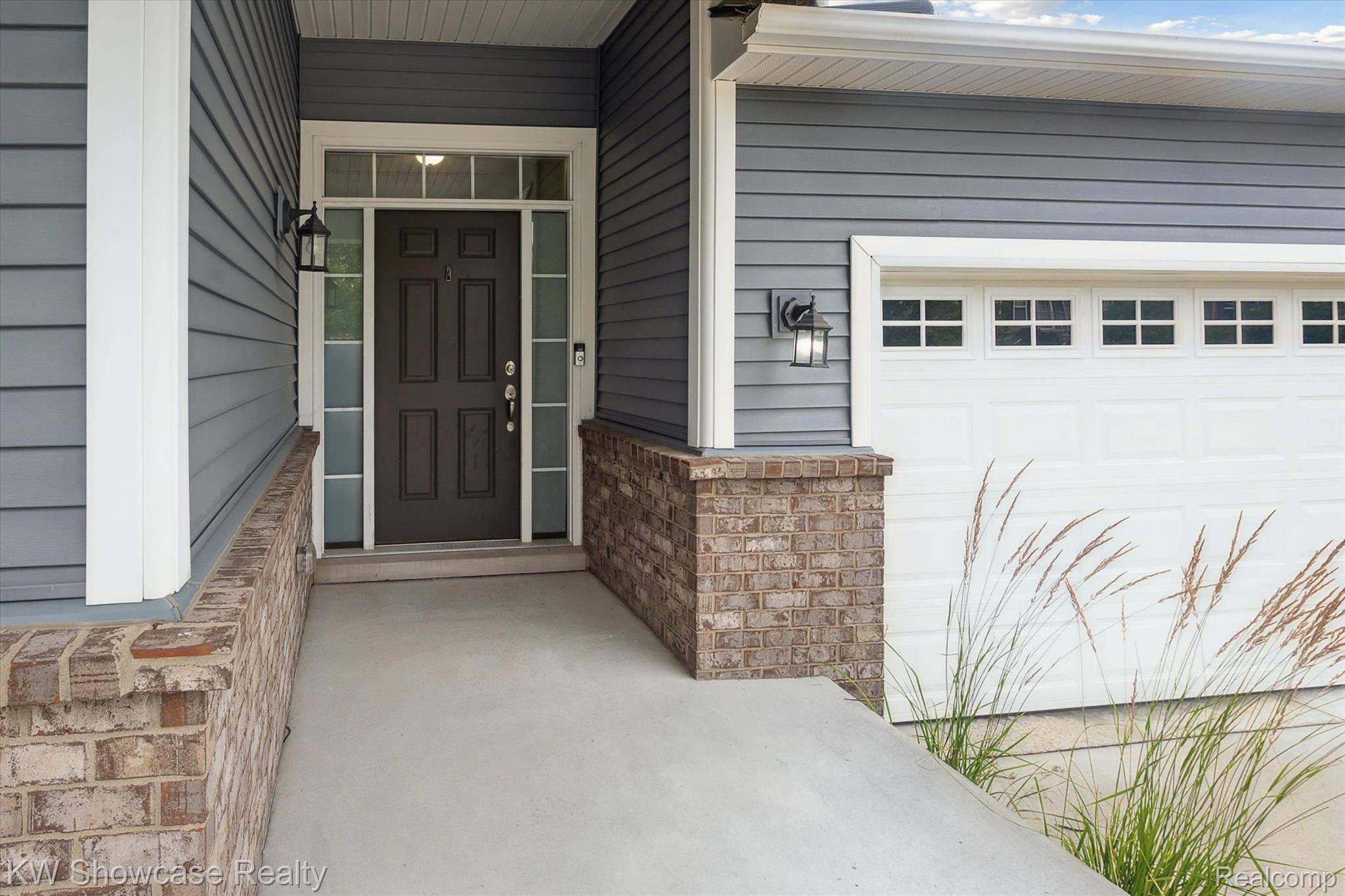 Wixom, MI 48393,298 WRIGHT ST