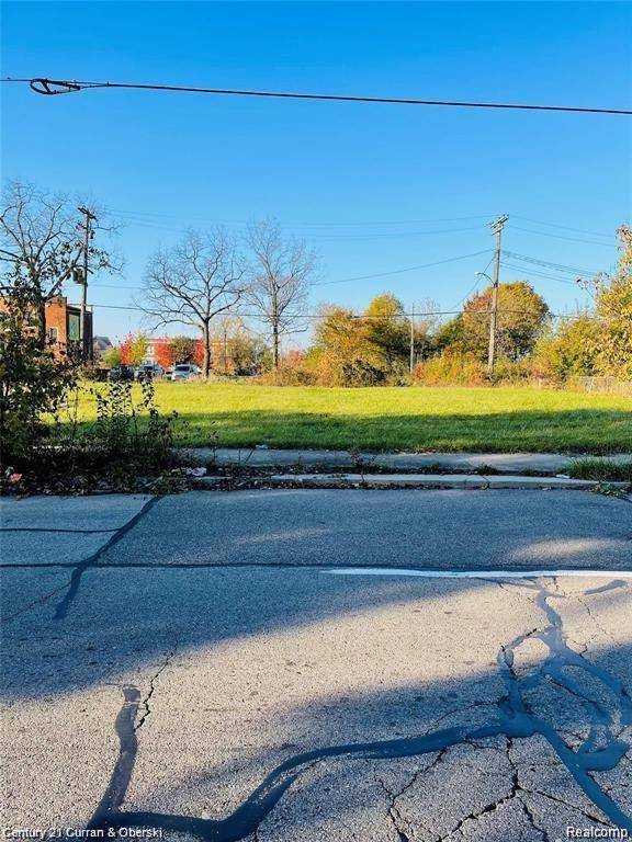 Detroit, MI 48208,5031 ROSA PARKS BLVD