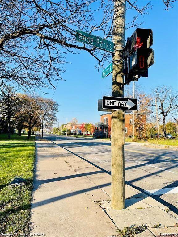 Detroit, MI 48208,5031 ROSA PARKS BLVD