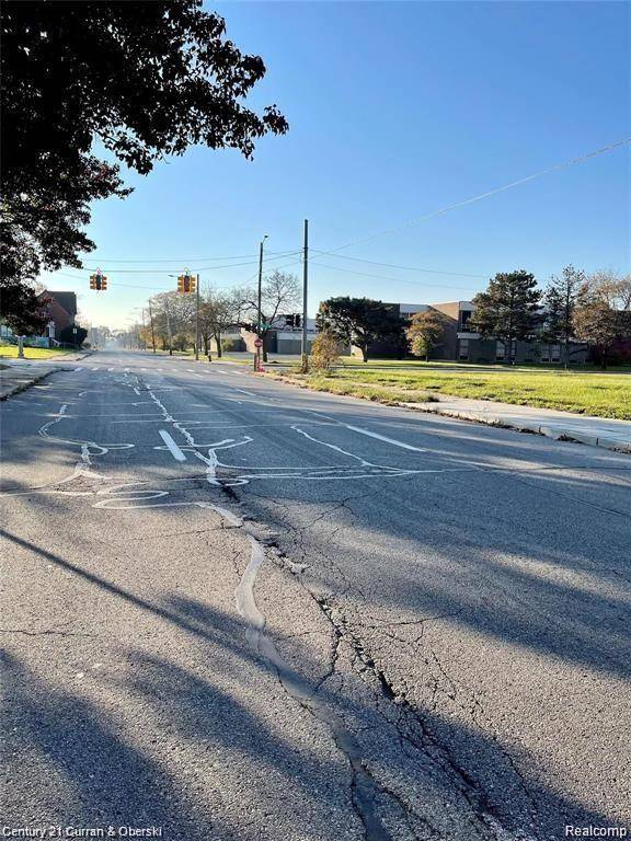 Detroit, MI 48208,5031 ROSA PARKS BLVD